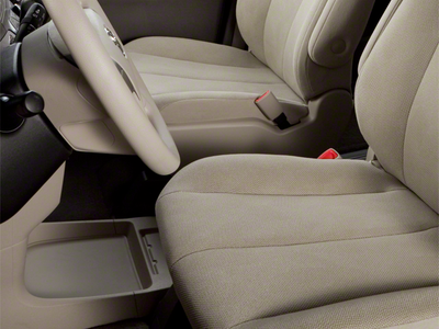 2013 Toyota Sienna LE WGN