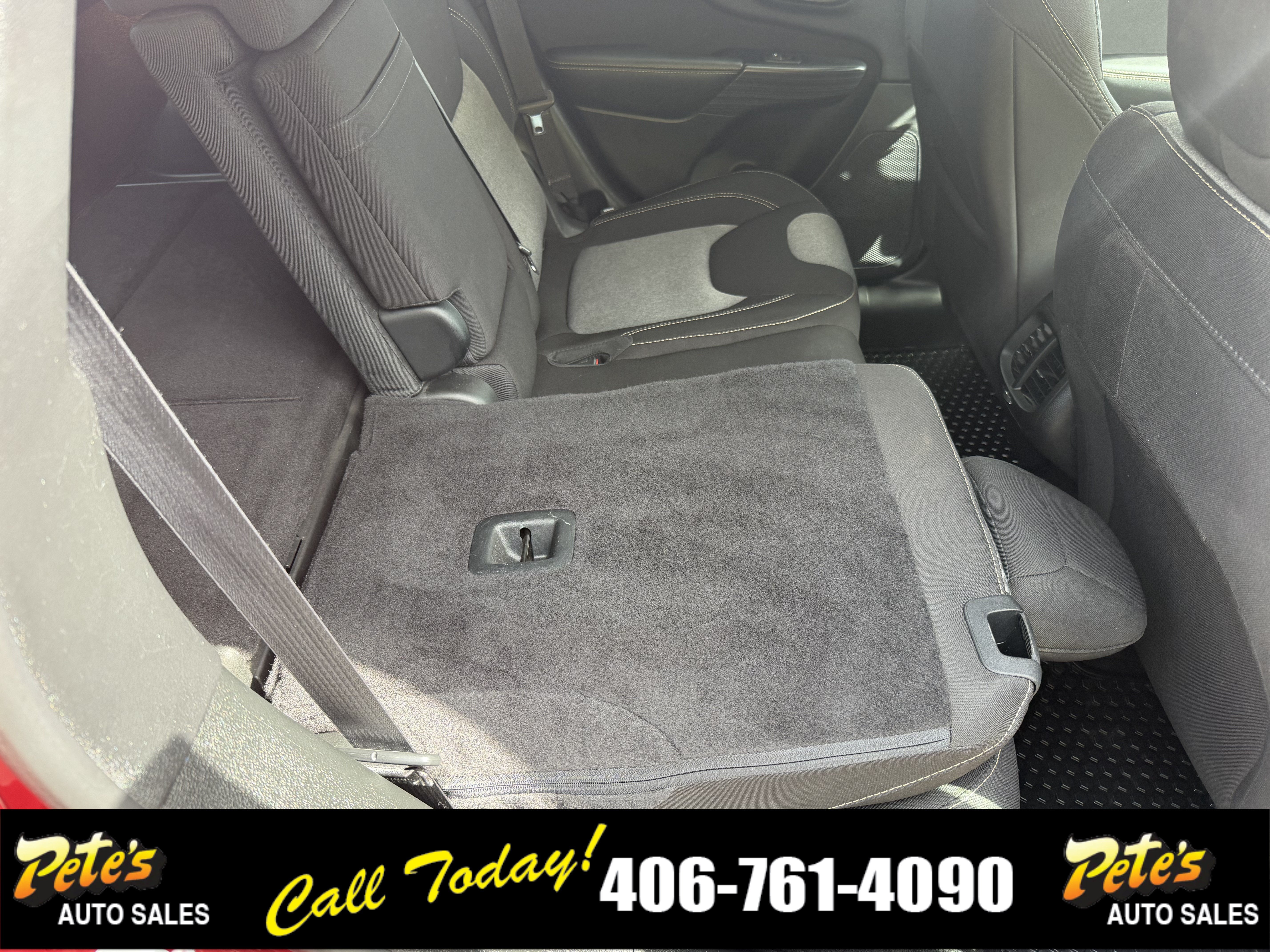 2016 Jeep Cherokee Sport