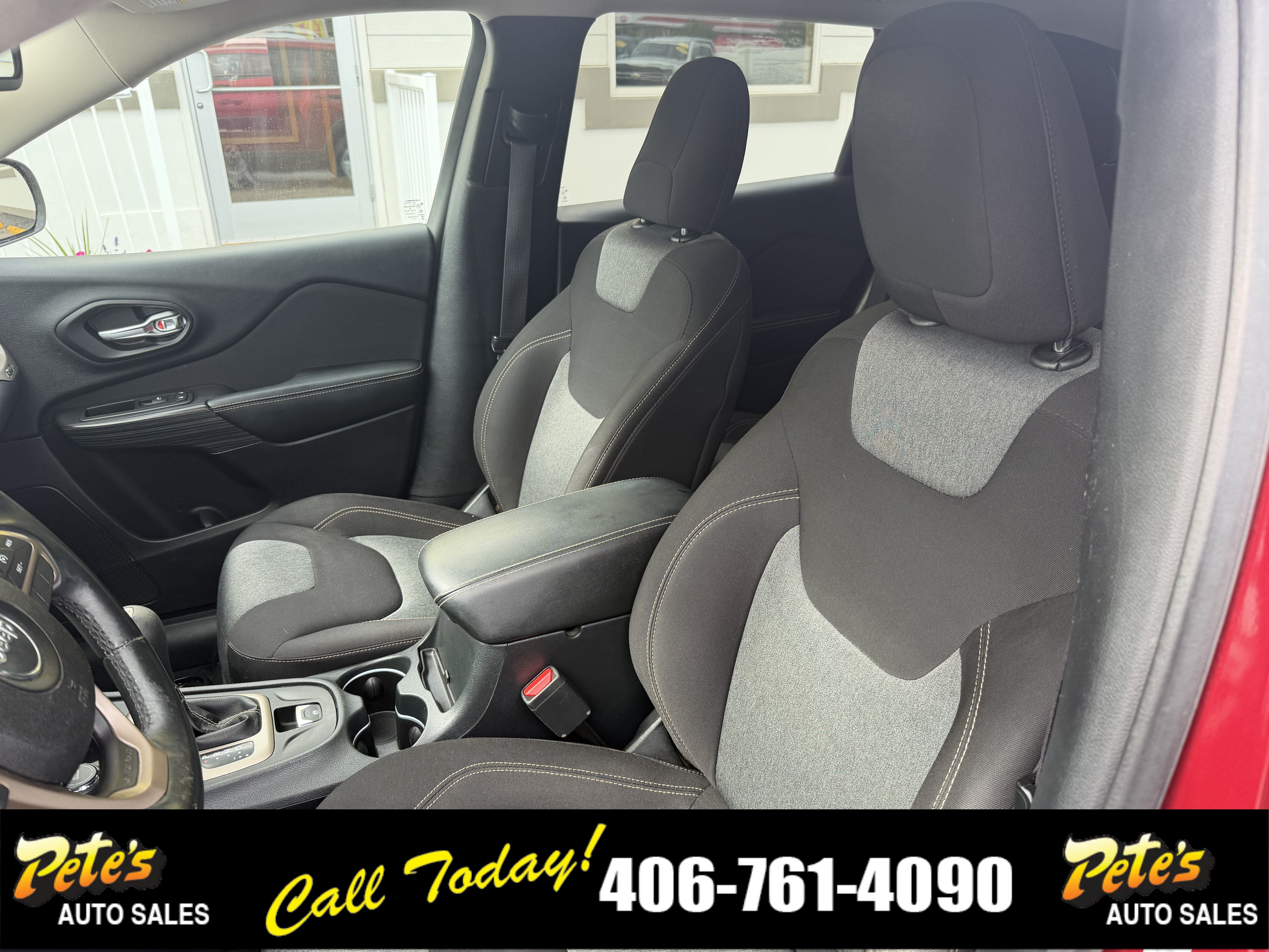 2016 Jeep Cherokee Sport