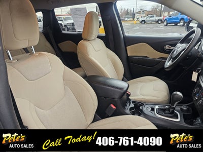 2016 Jeep Cherokee Sport