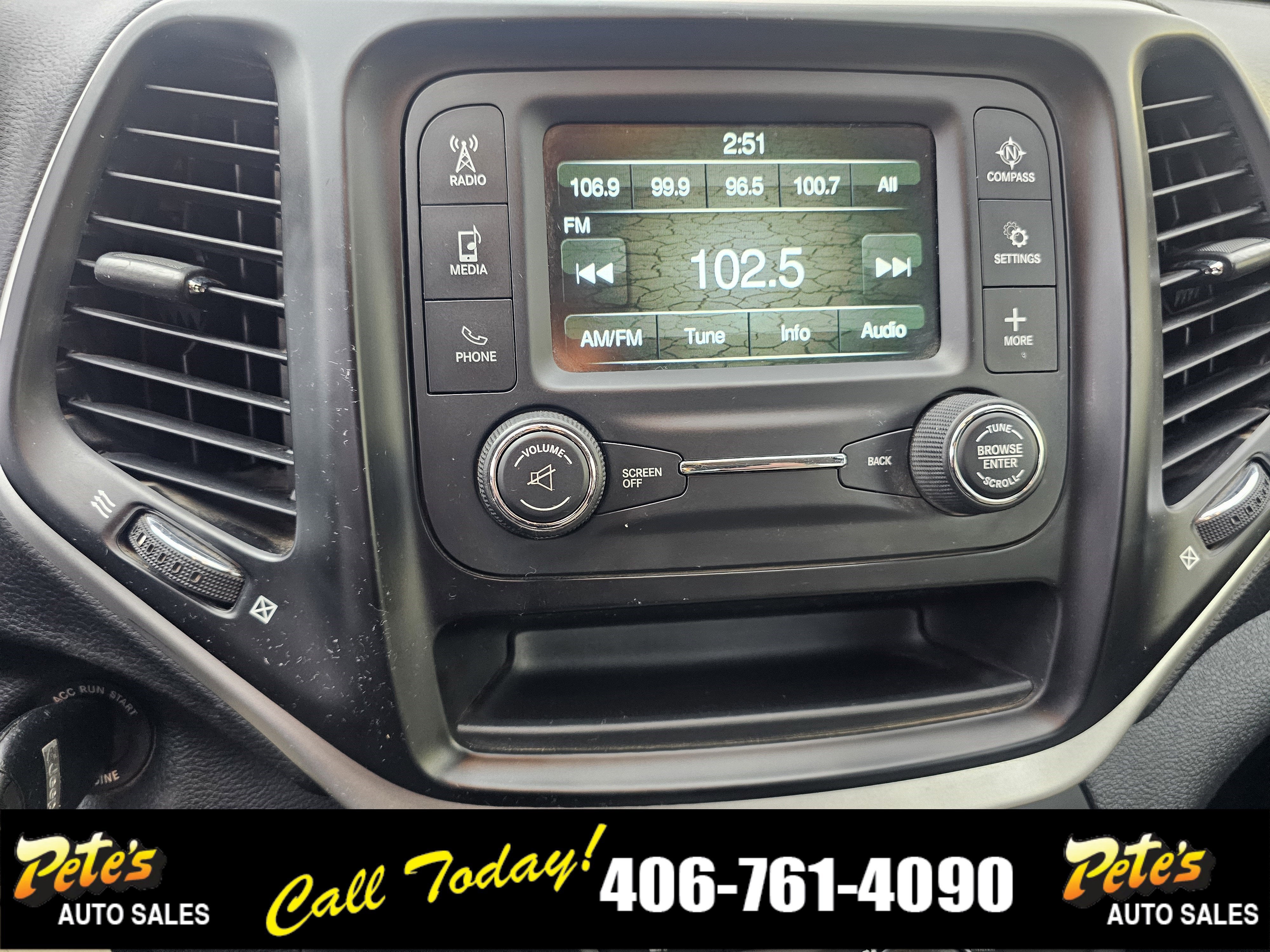 2016 Jeep Cherokee Sport