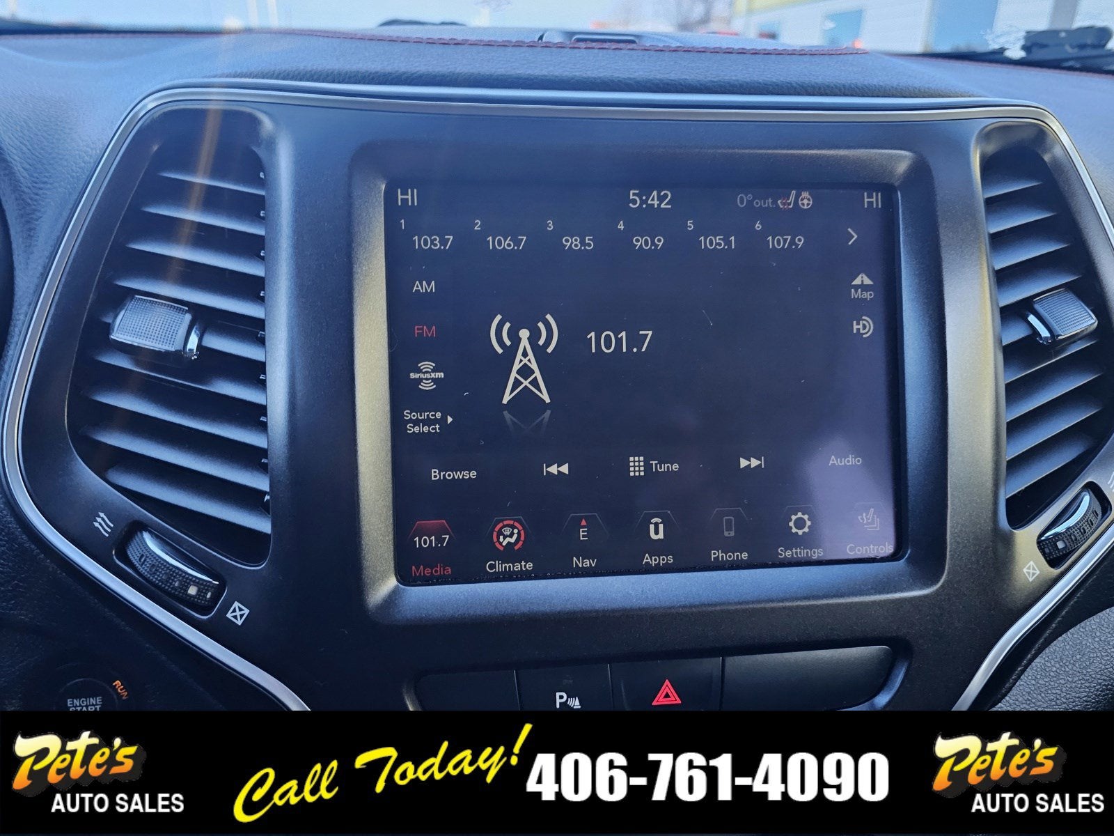 2019 Jeep Cherokee Trailhawk Elite