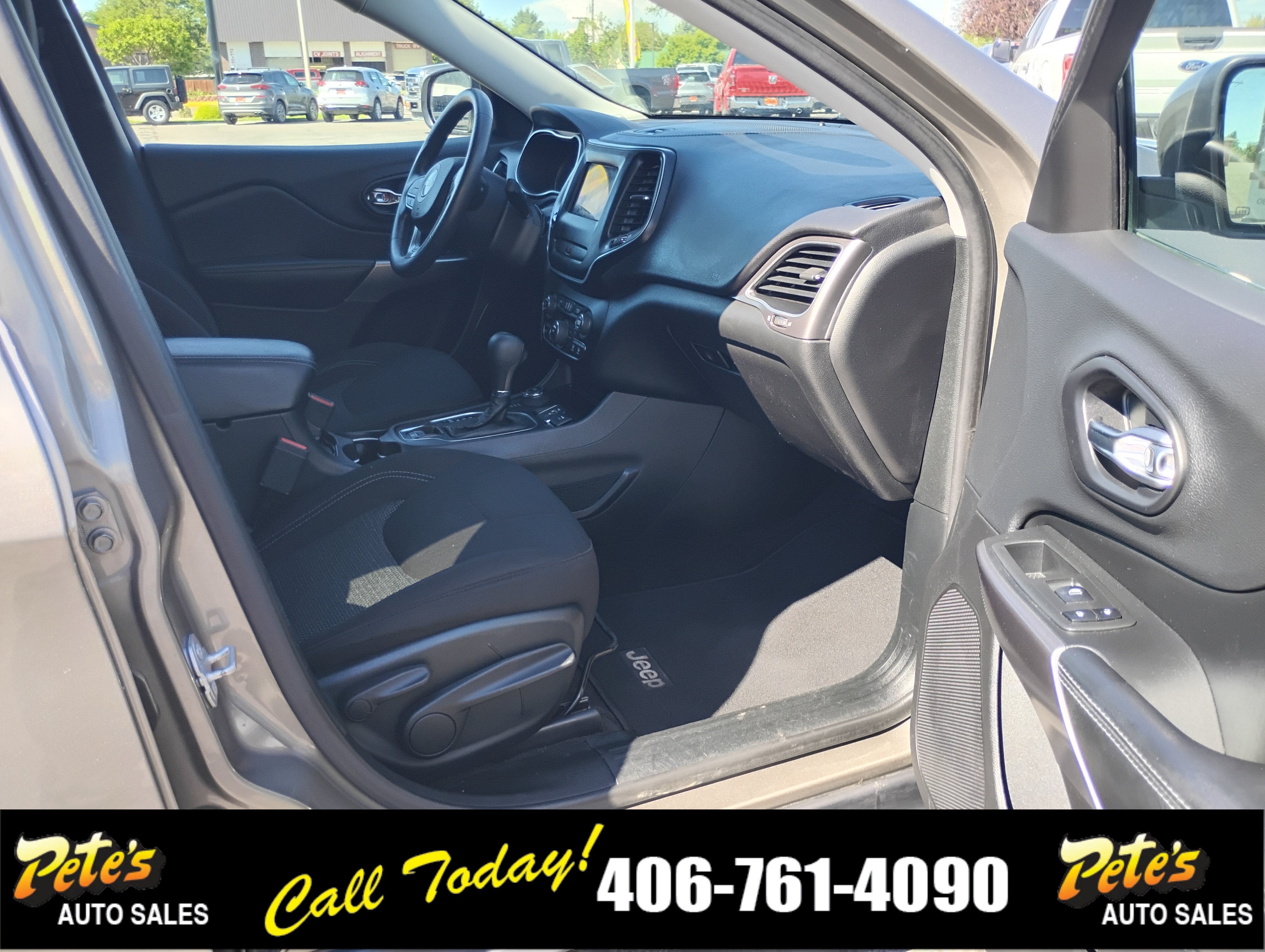 2019 Jeep Cherokee Latitude