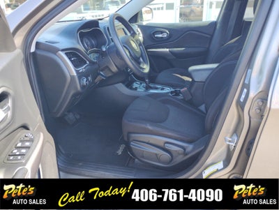 2019 Jeep Cherokee Latitude