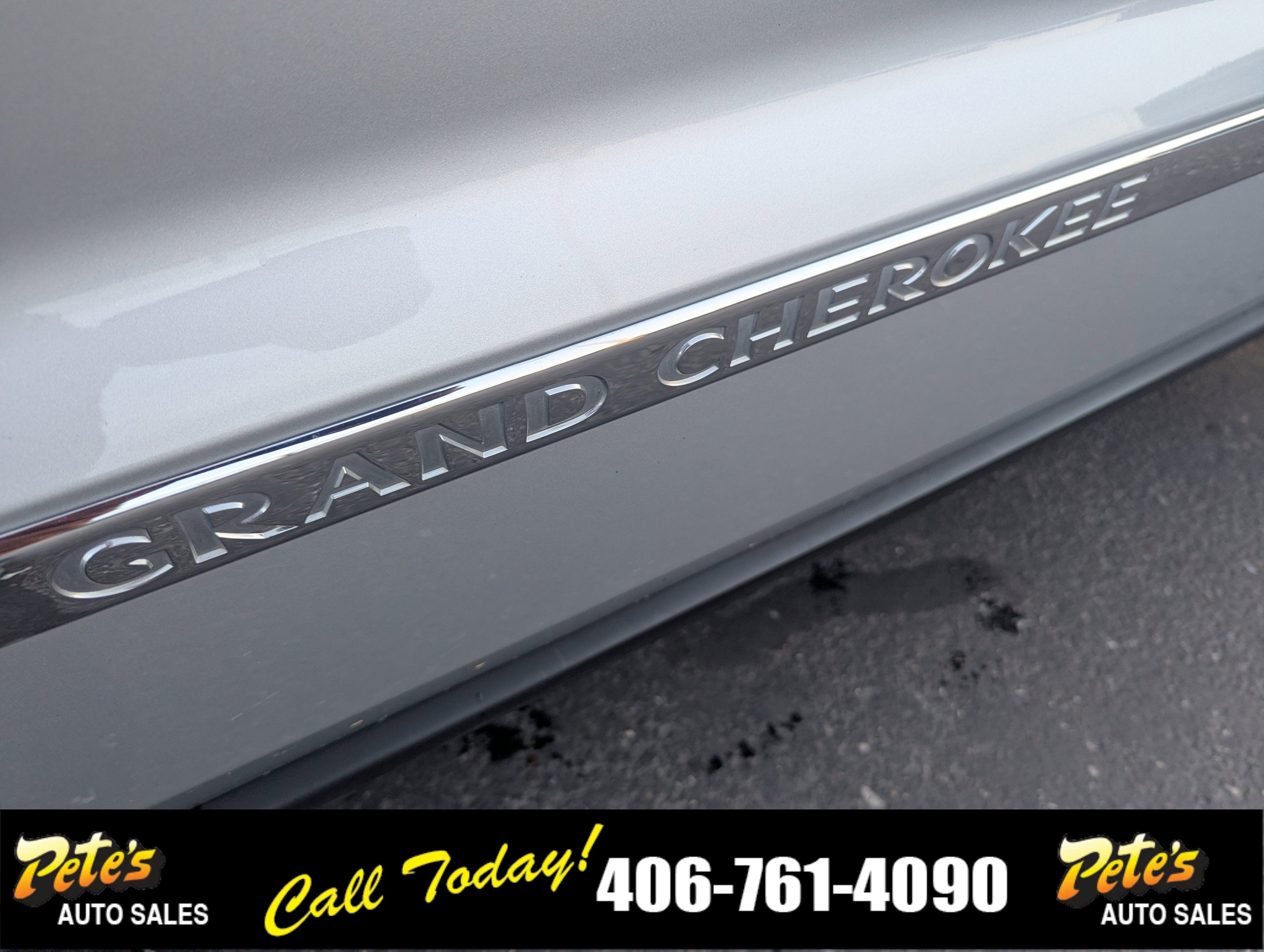 2012 Jeep Grand Cherokee Laredo