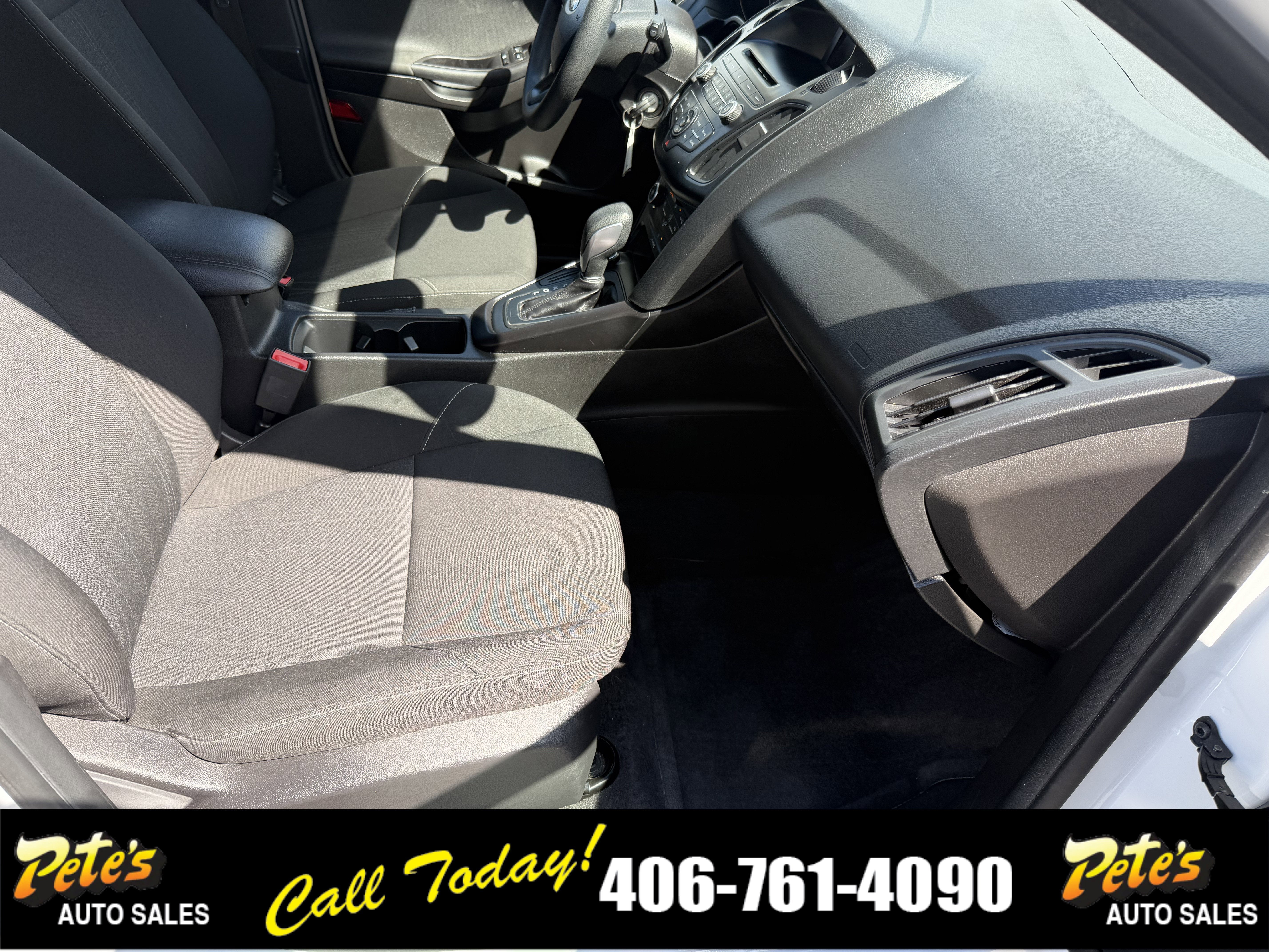 2017 Ford Focus SE