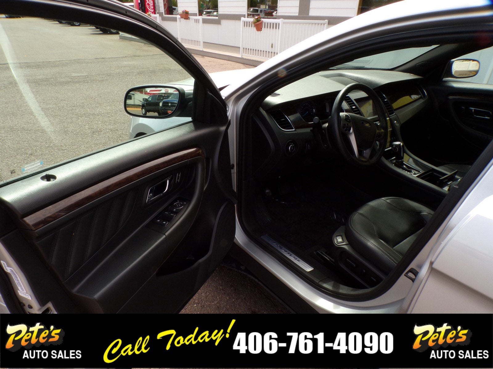 2019 Ford Taurus Limited