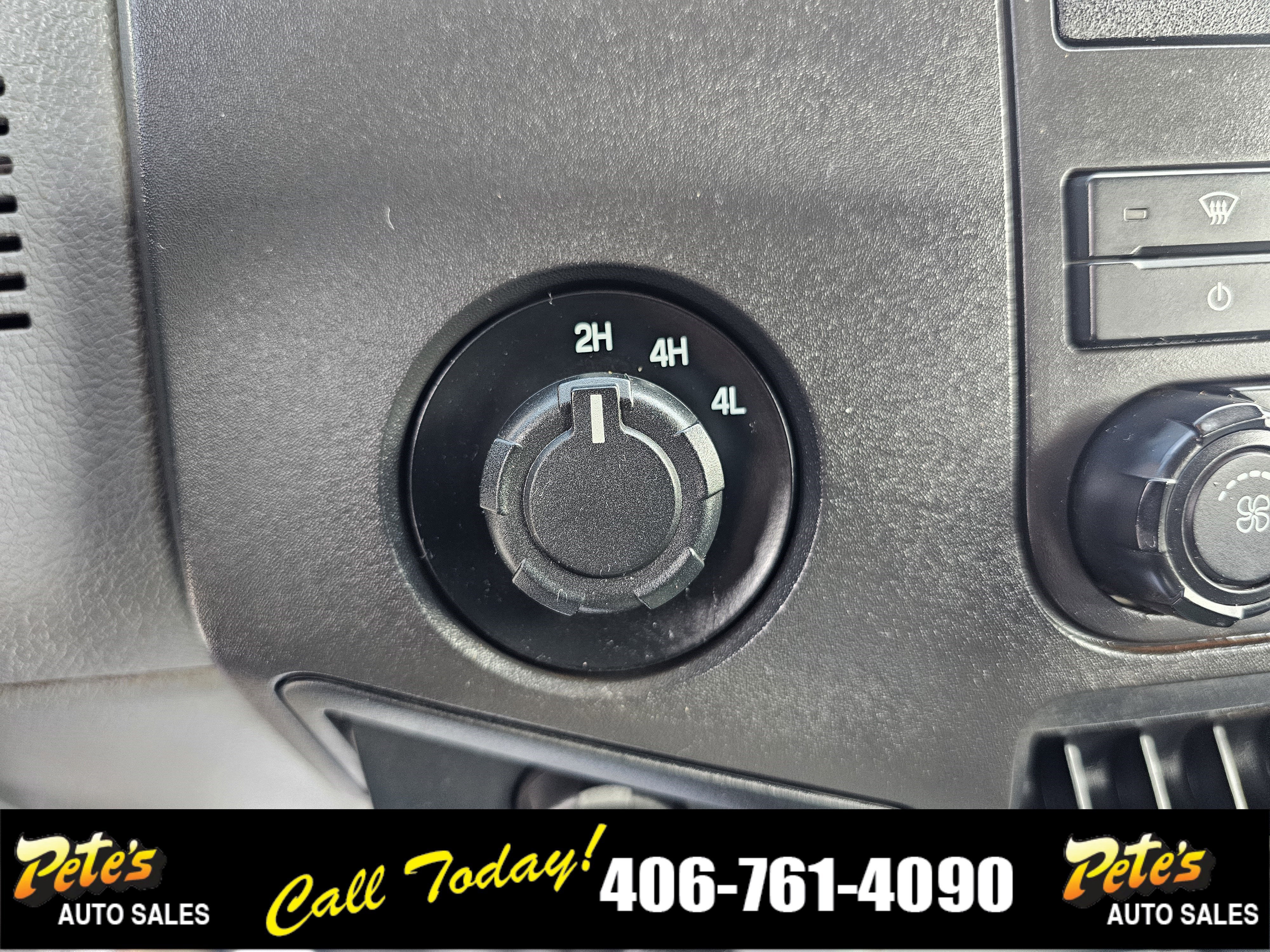 2013 Ford Super Duty F-550 DRW XL