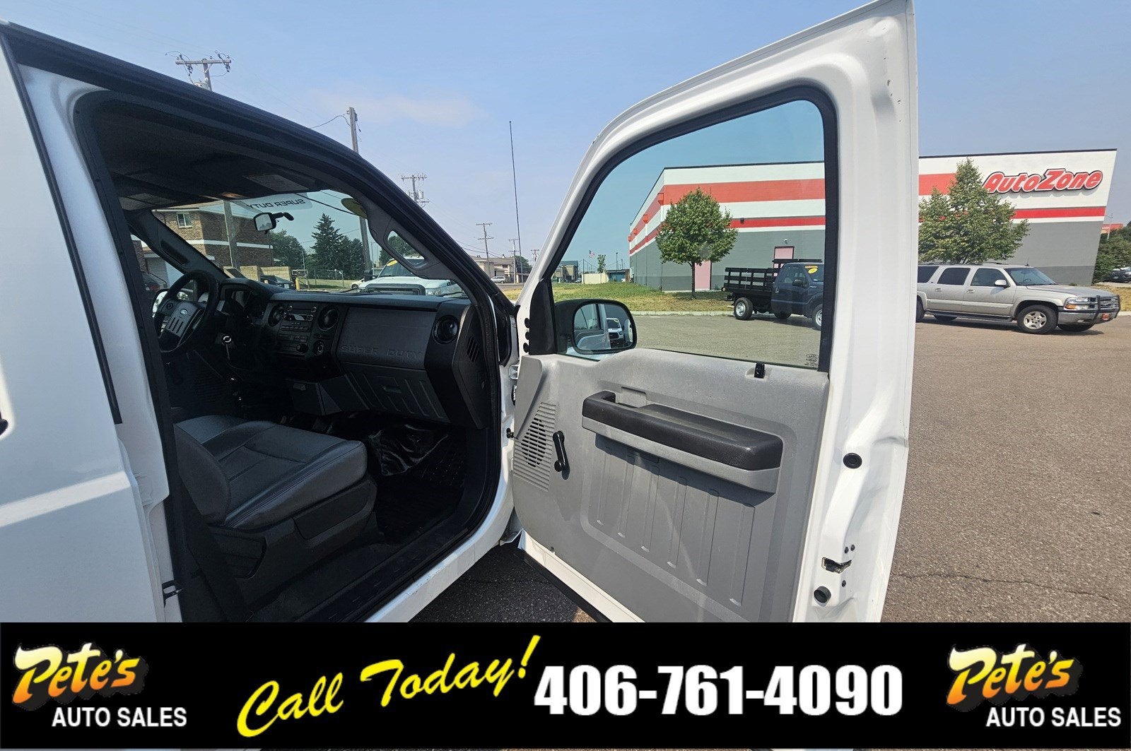 2015 Ford Super Duty F-250 Utility Box XL