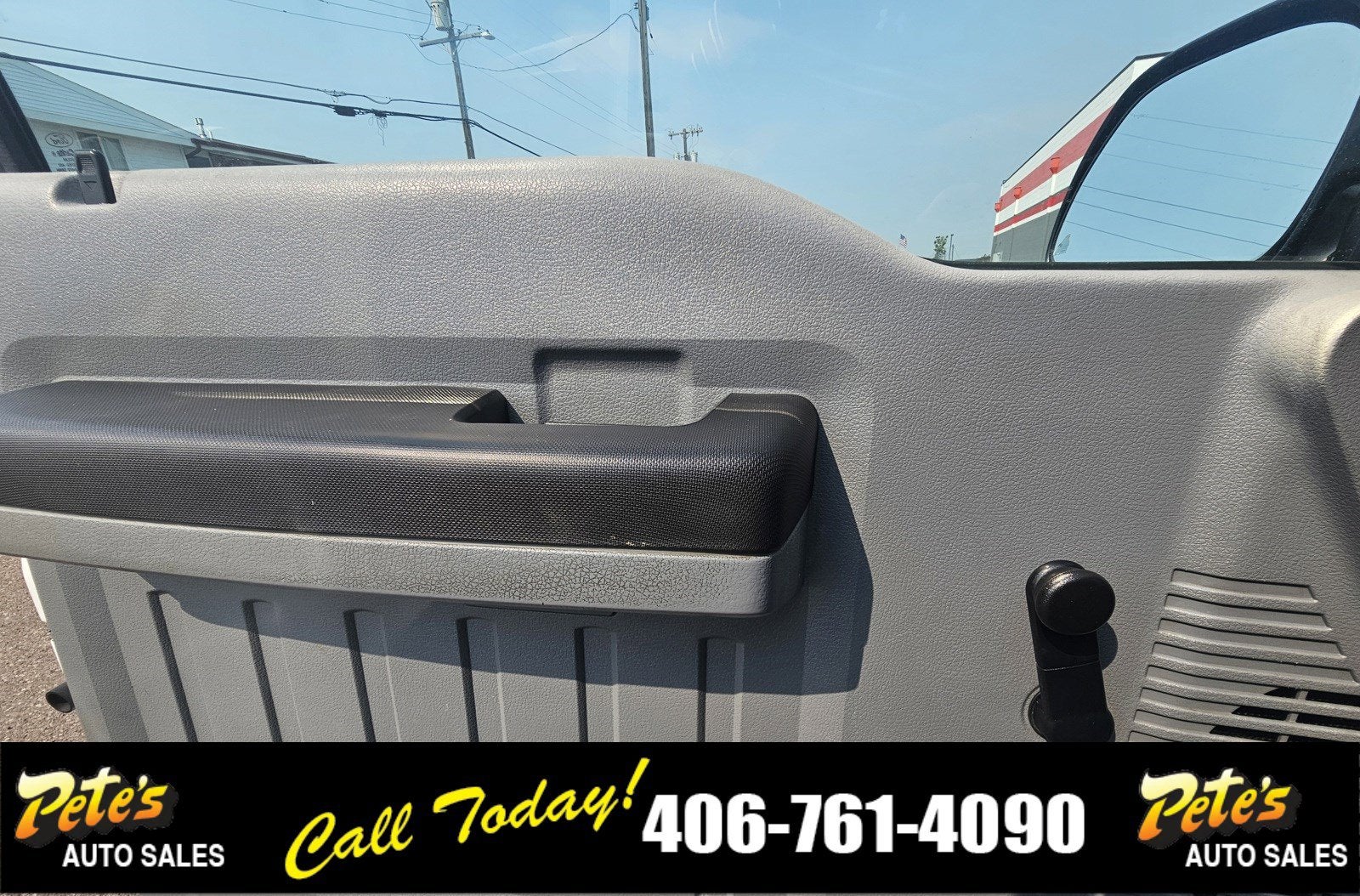 2015 Ford Super Duty F-250 Utility Box XL