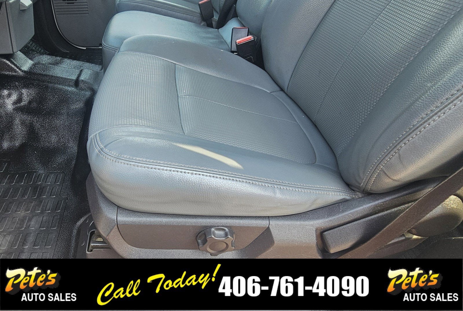 2015 Ford Super Duty F-250 Utility Box XL