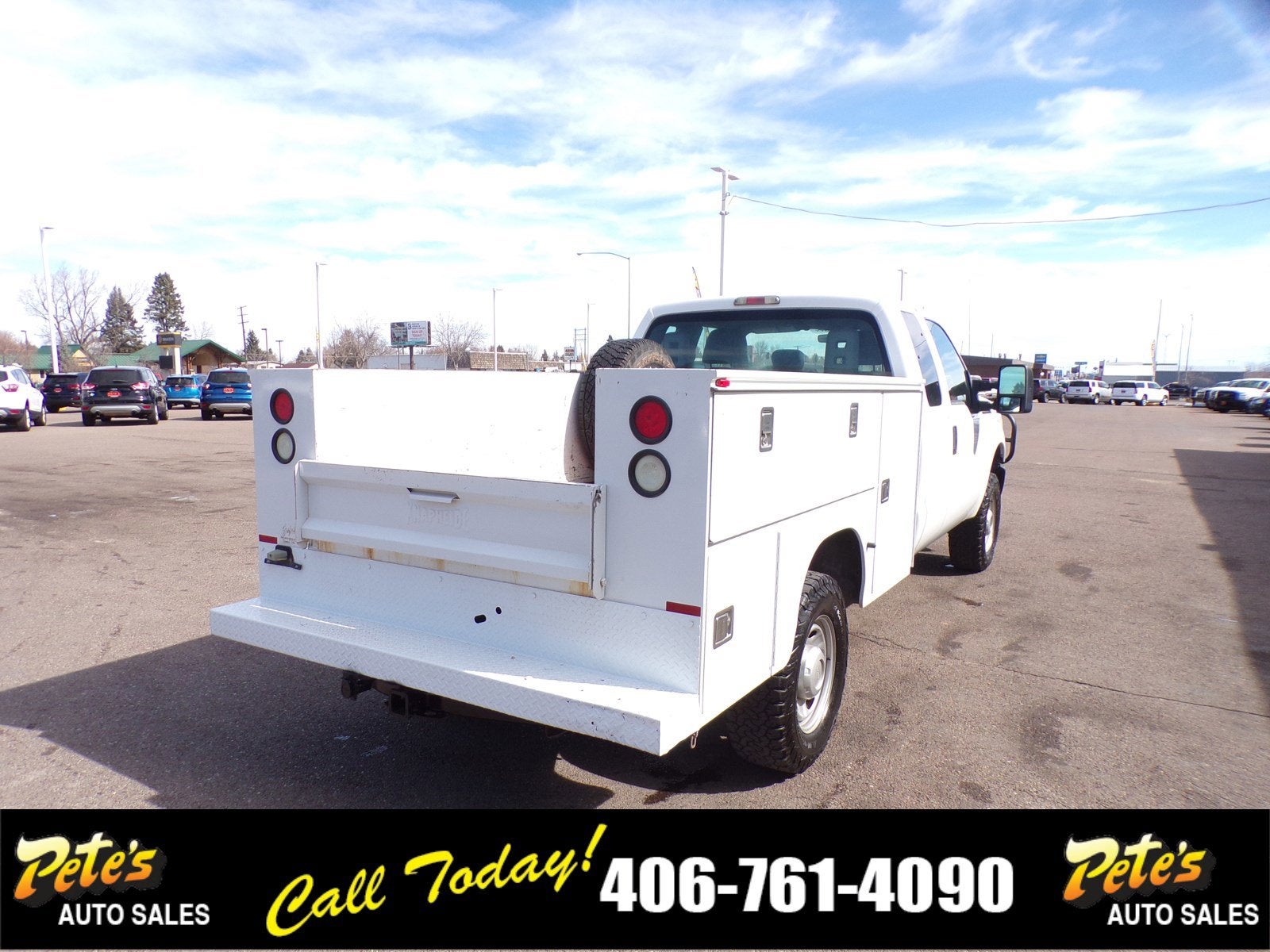 2011 Ford Super Duty F-350 SRW XL