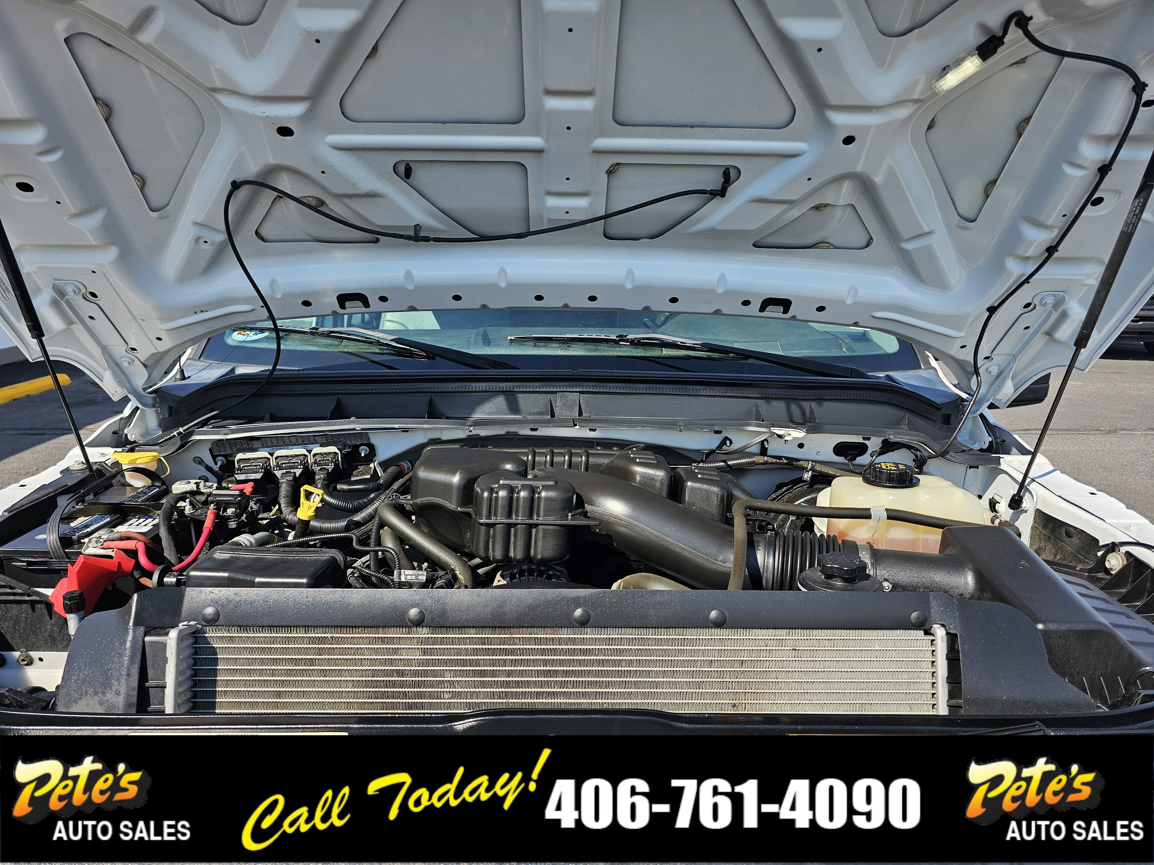 2016 Ford Super Duty F-350 Flat Bed XL