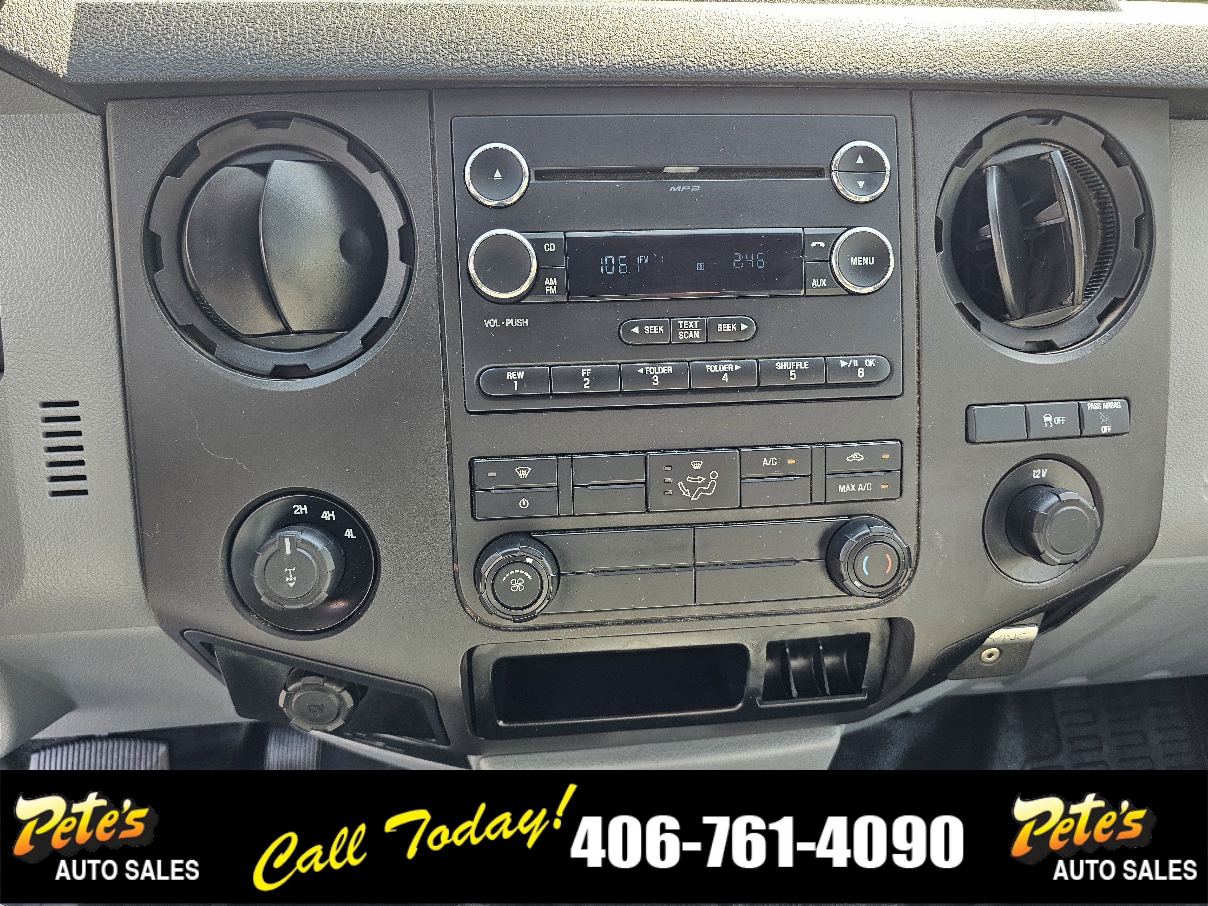 2016 Ford Super Duty F-350 Flat Bed XL