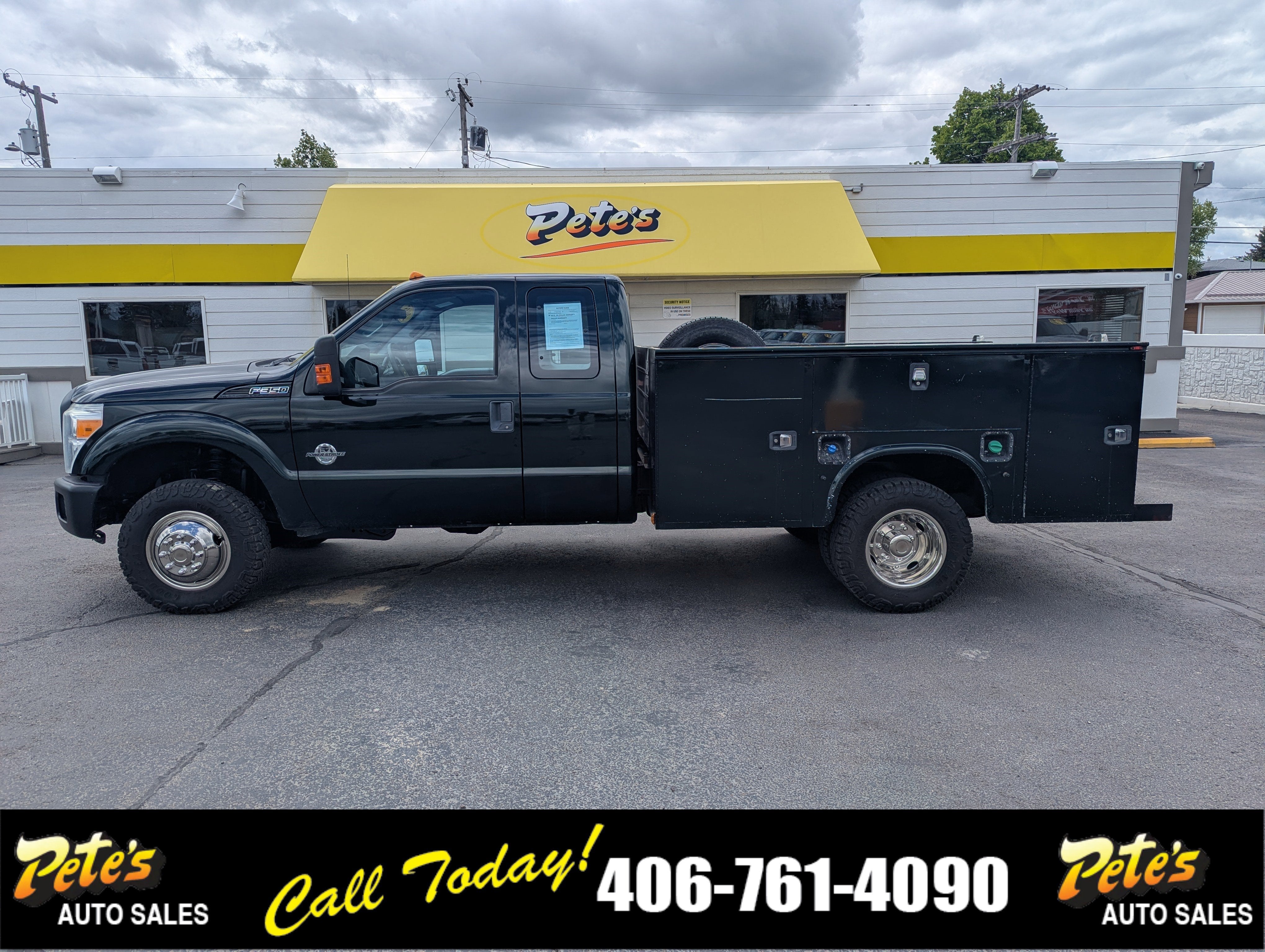 2015 Ford Super Duty F-350 DRW Utility Box