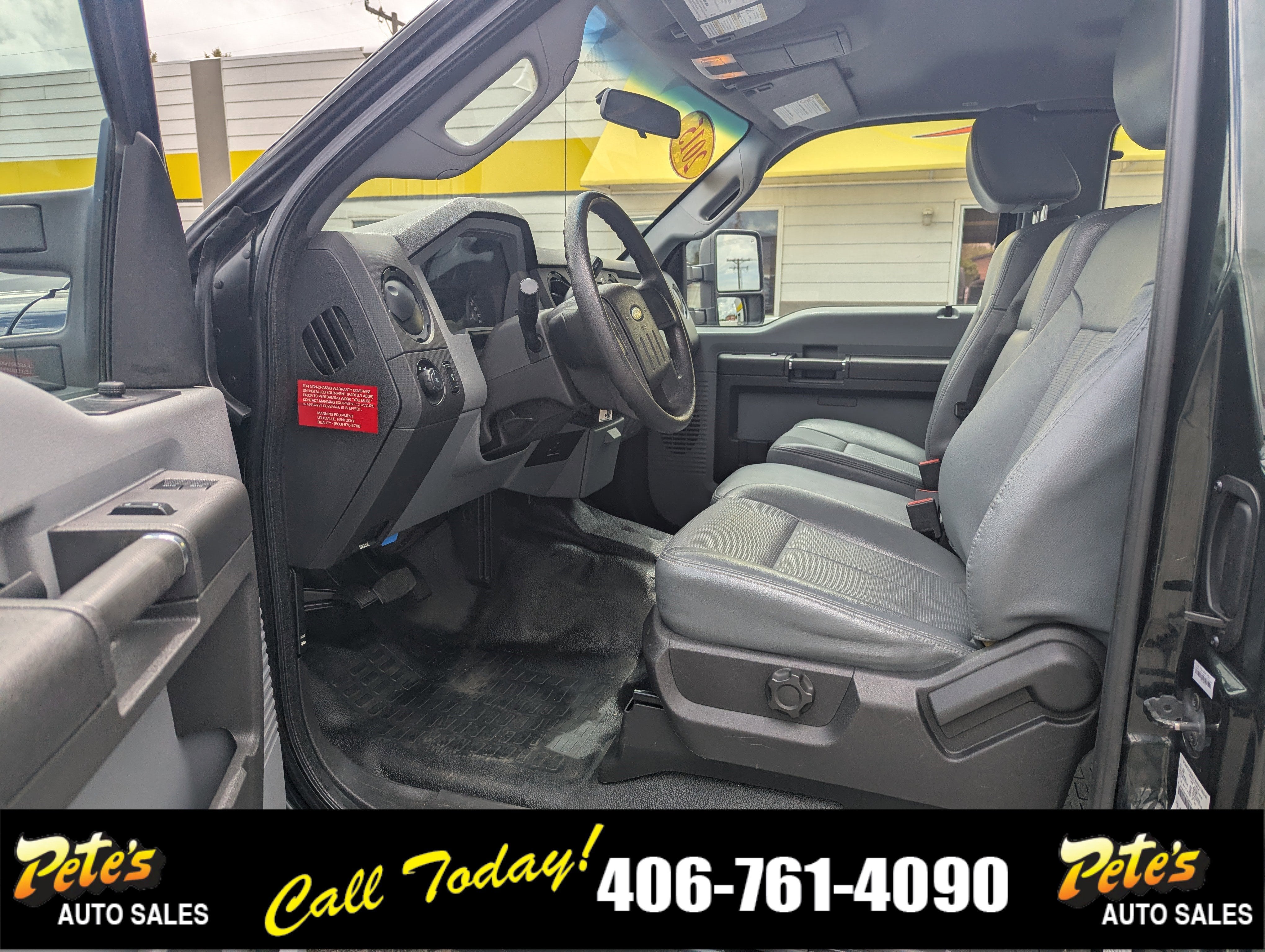 2015 Ford Super Duty F-350 DRW Utility Box