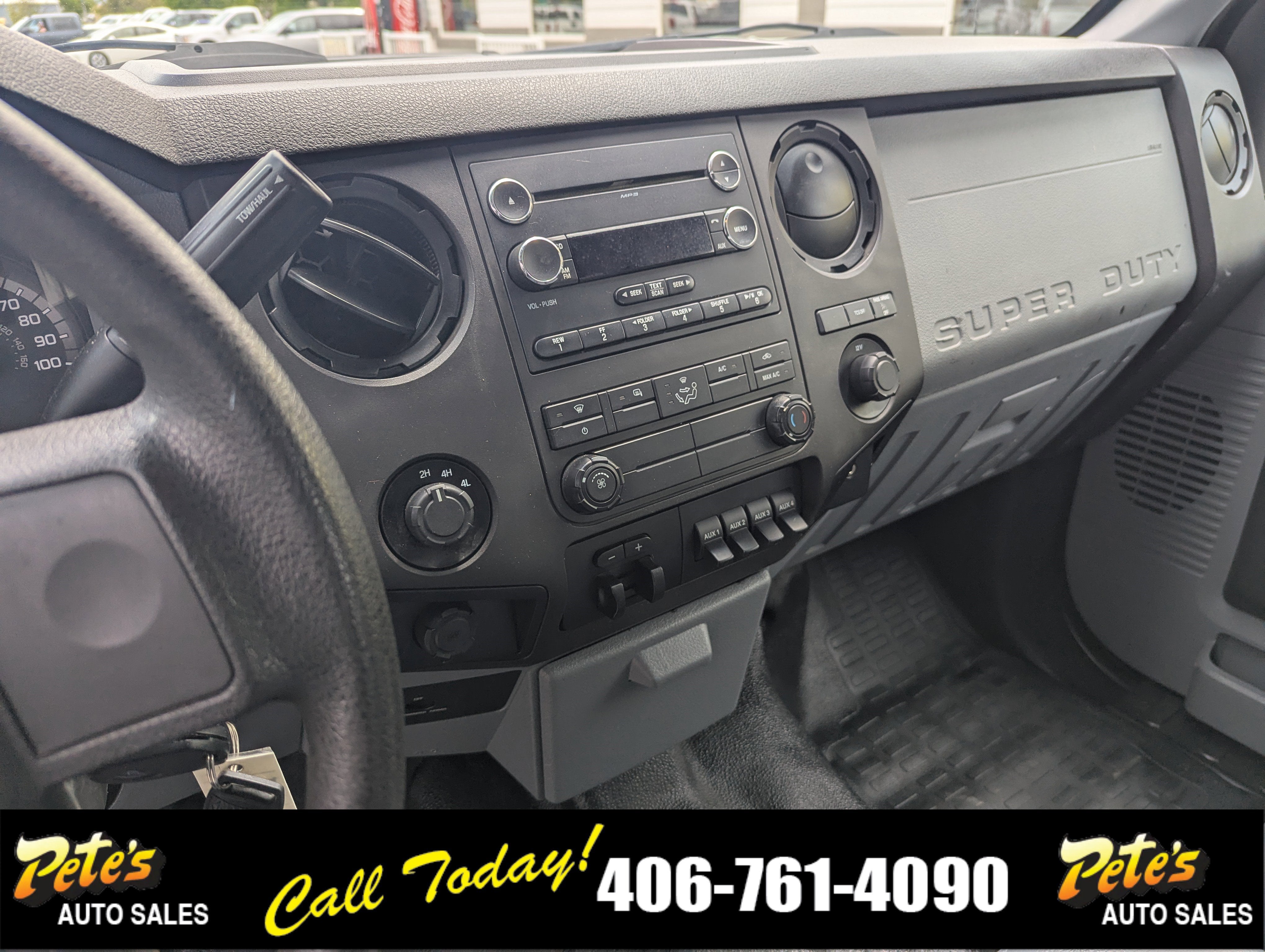 2015 Ford Super Duty F-350 DRW Utility Box