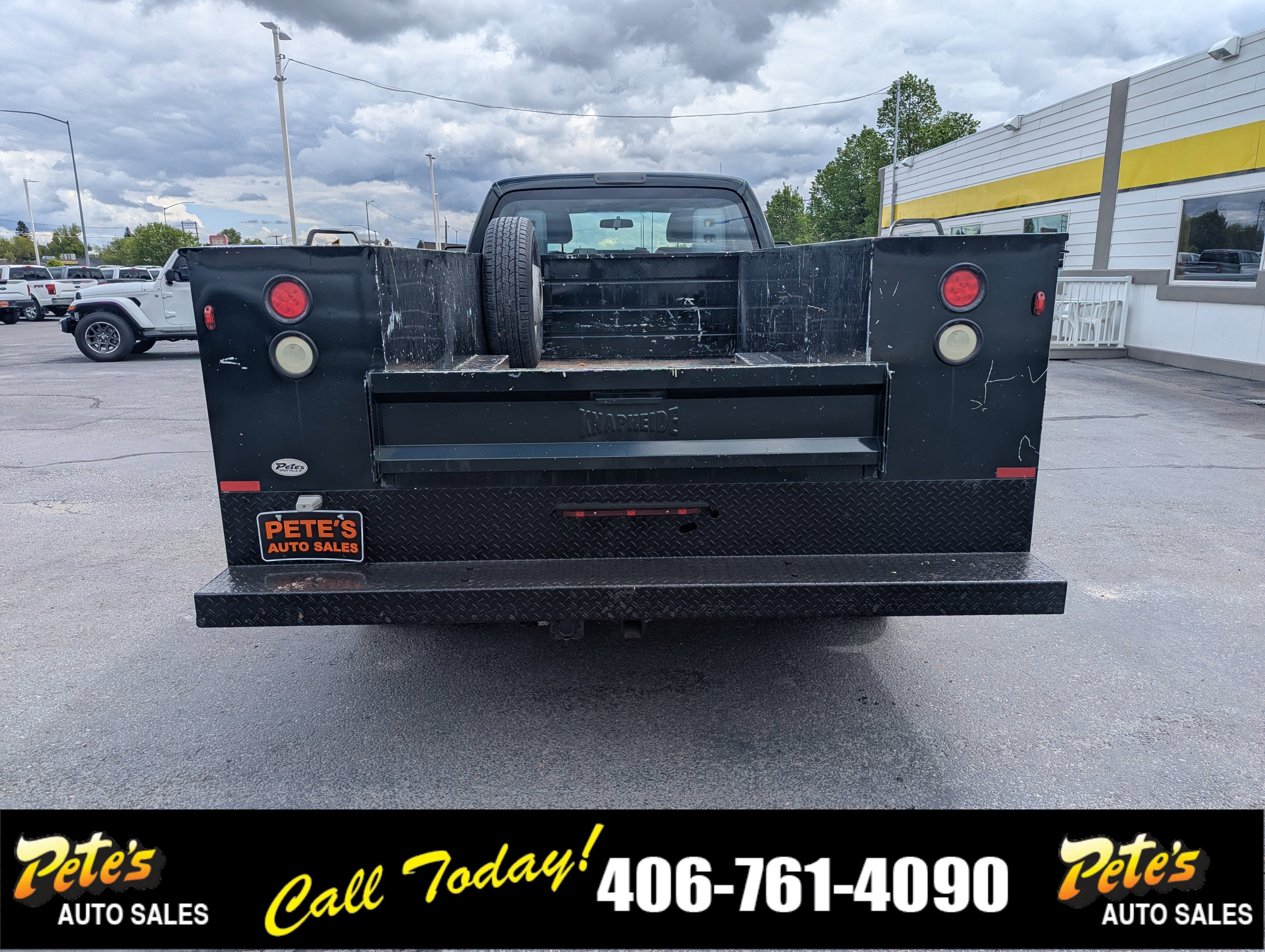 2015 Ford Super Duty F-350 DRW Utility Box