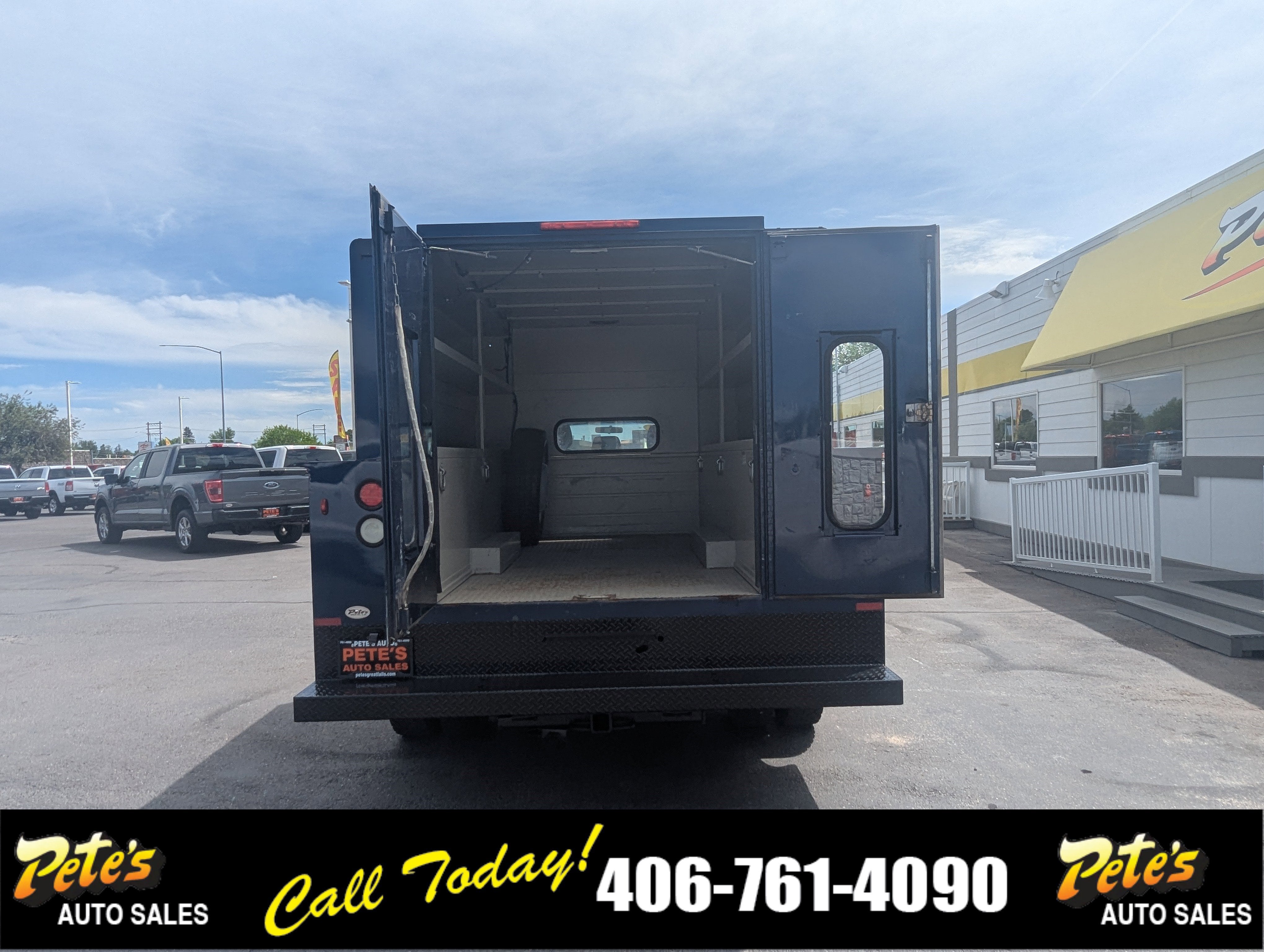2012 Ford Super Duty F-450 DRW XL Utility Box