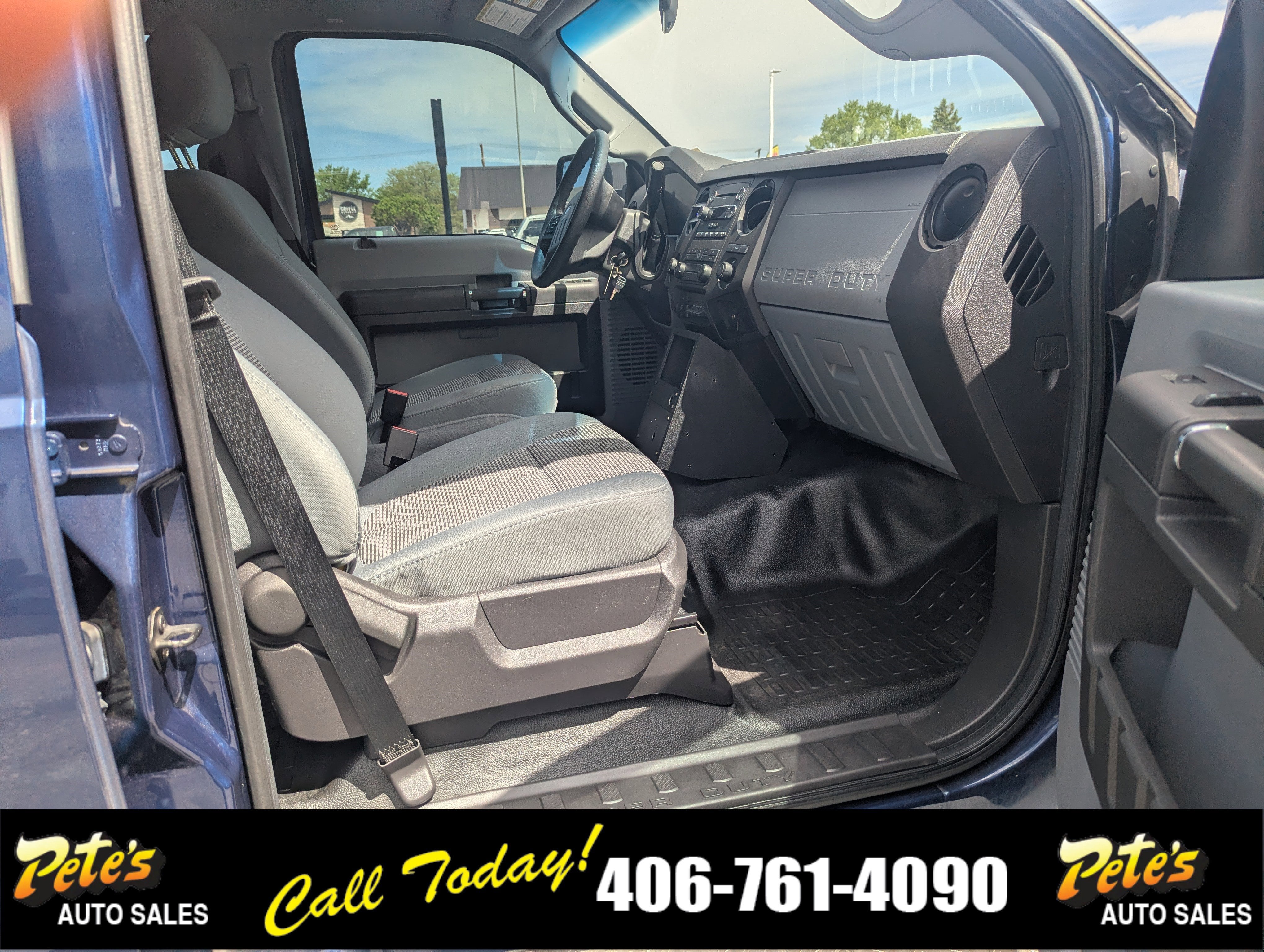2012 Ford Super Duty F-450 DRW XL Utility Box