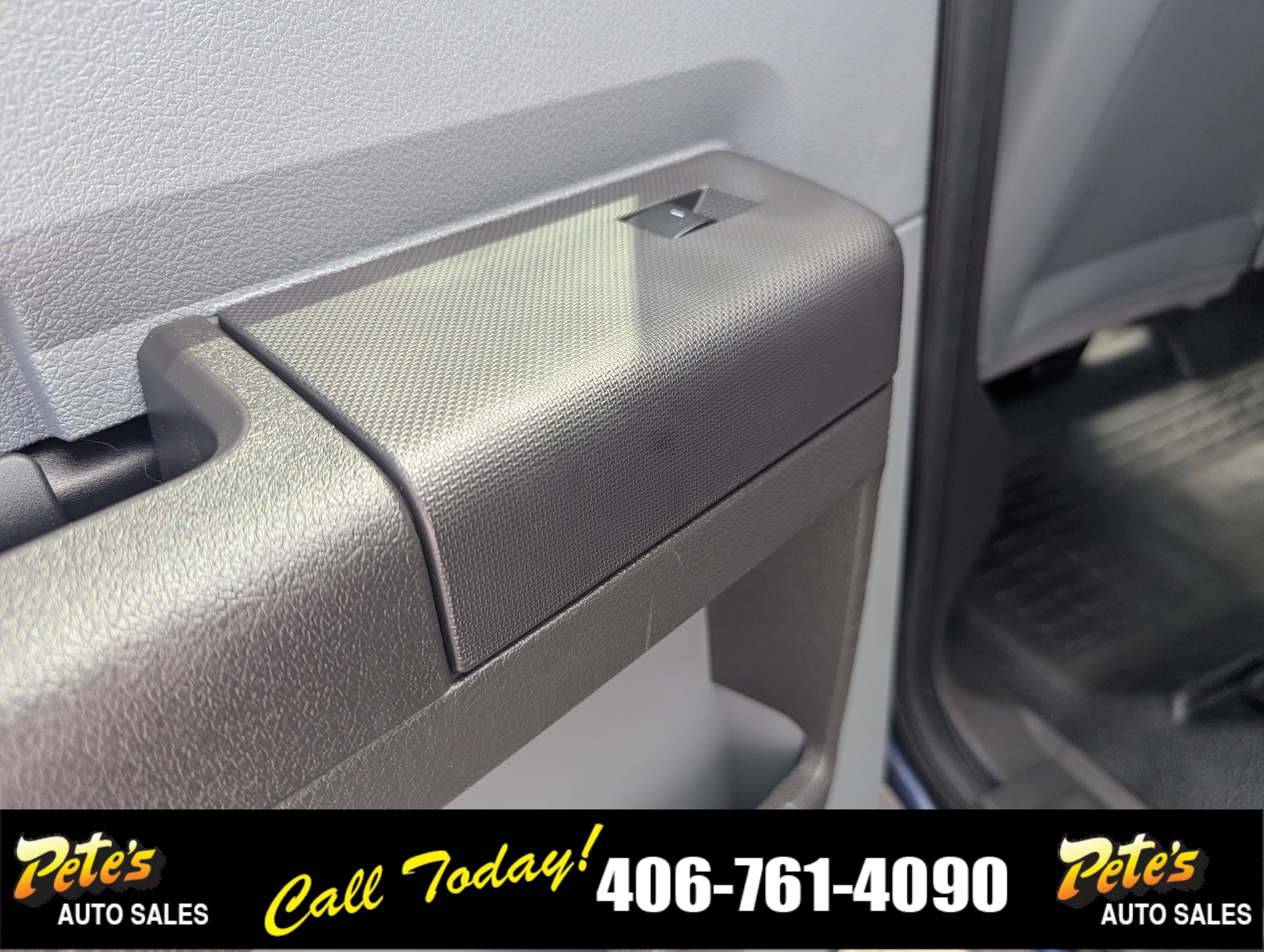 2012 Ford Super Duty F-450 DRW XL Utility Box