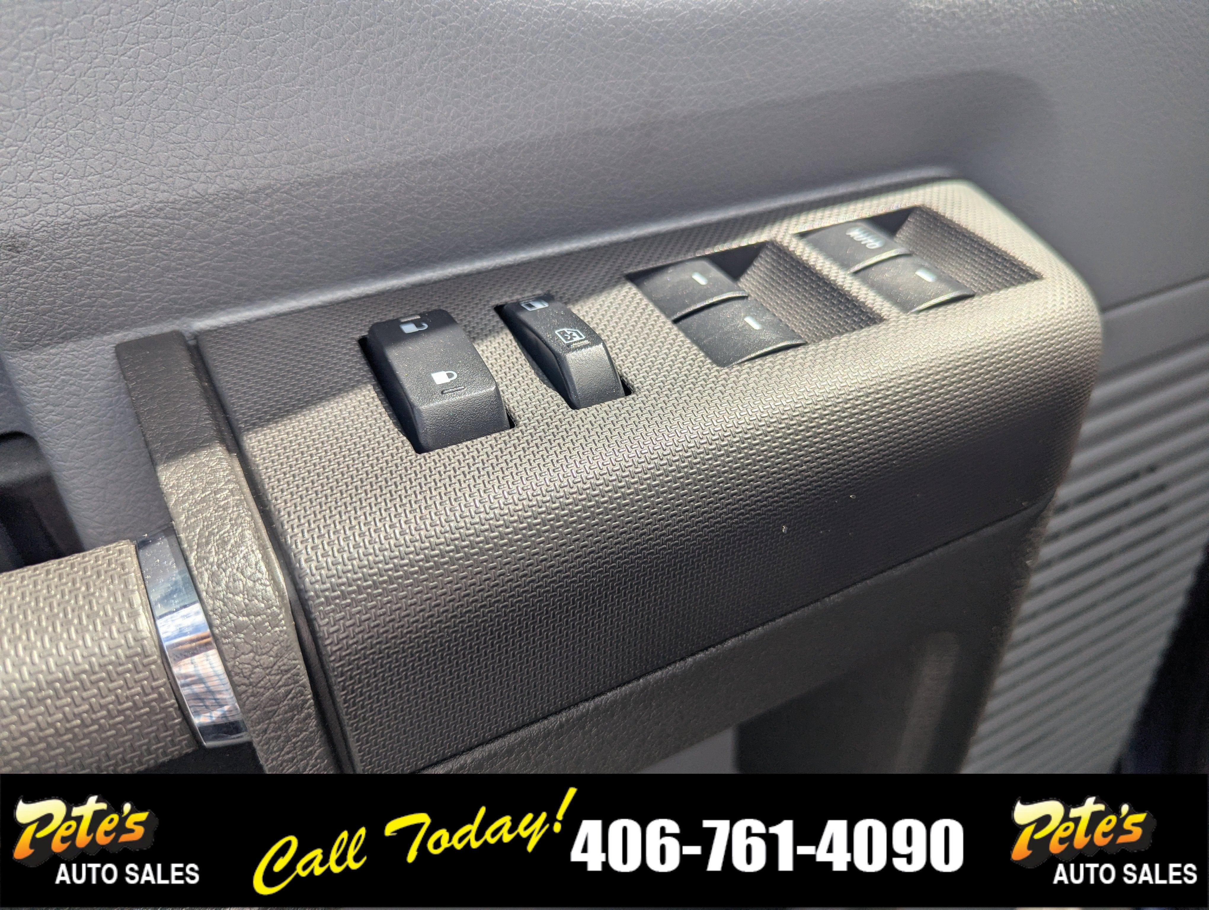 2012 Ford Super Duty F-450 DRW XL Utility Box
