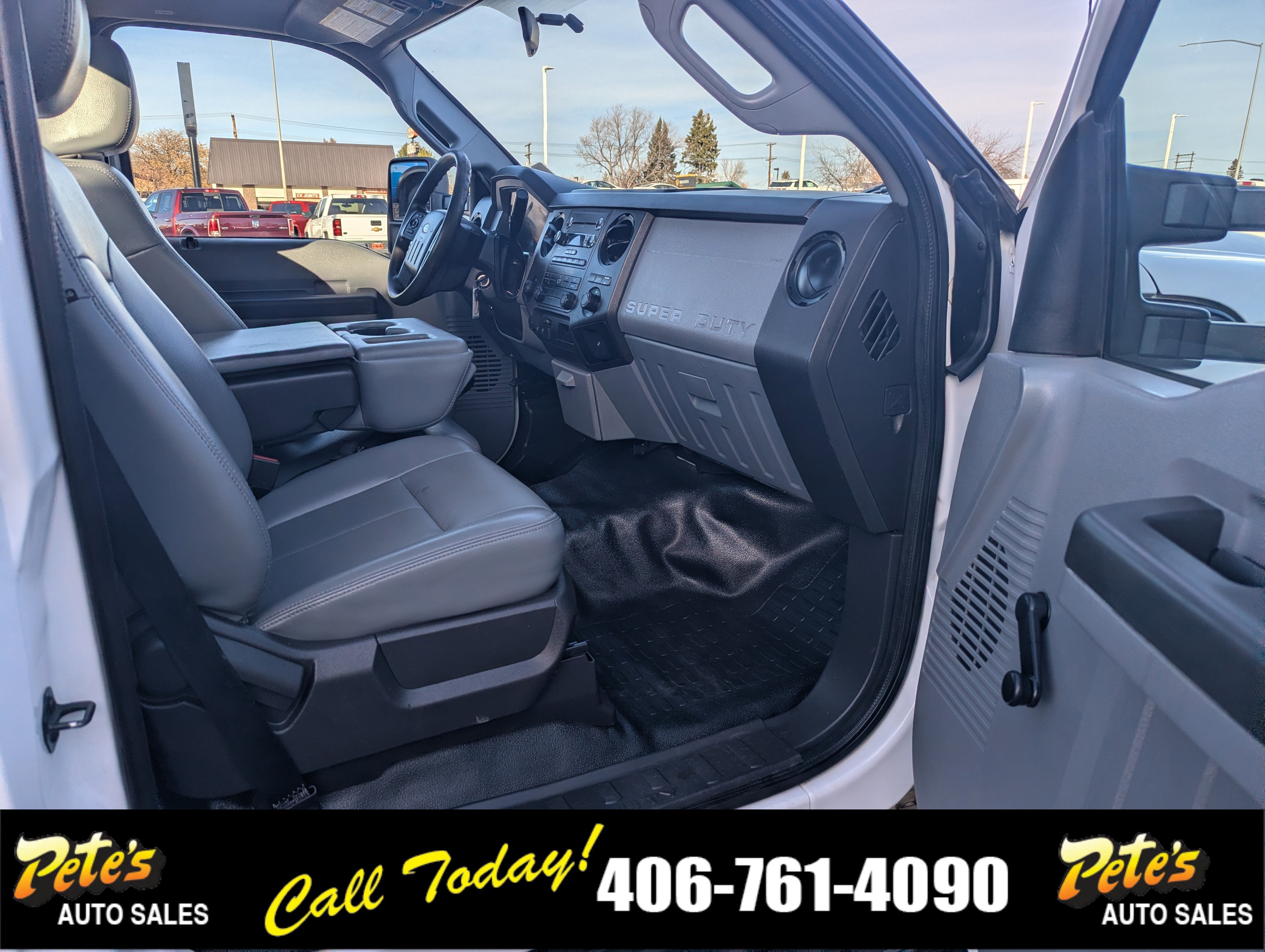 2012 Ford Super Duty F-350 DRW XL Utility Box