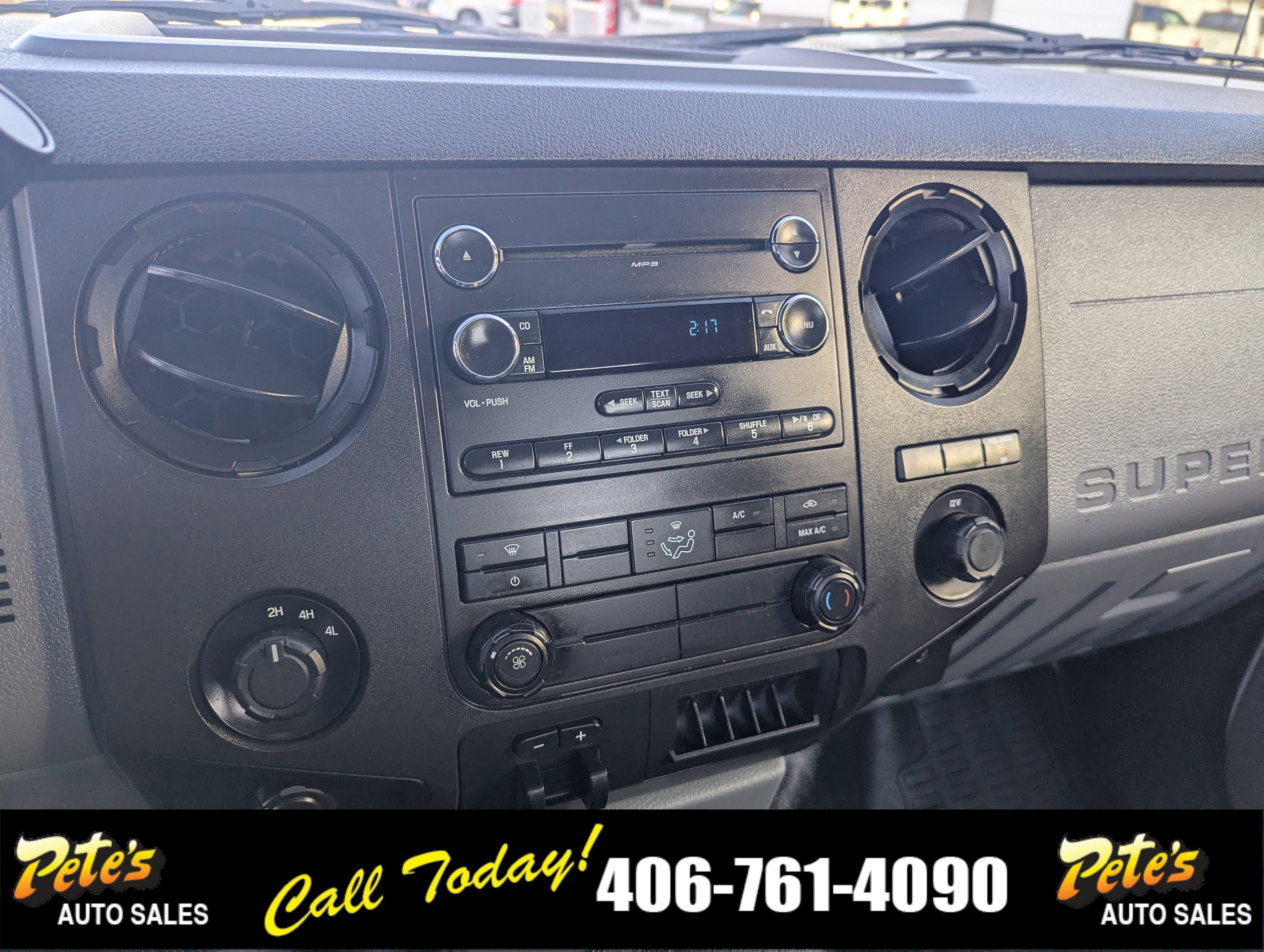 2012 Ford Super Duty F-350 DRW XL Utility Box