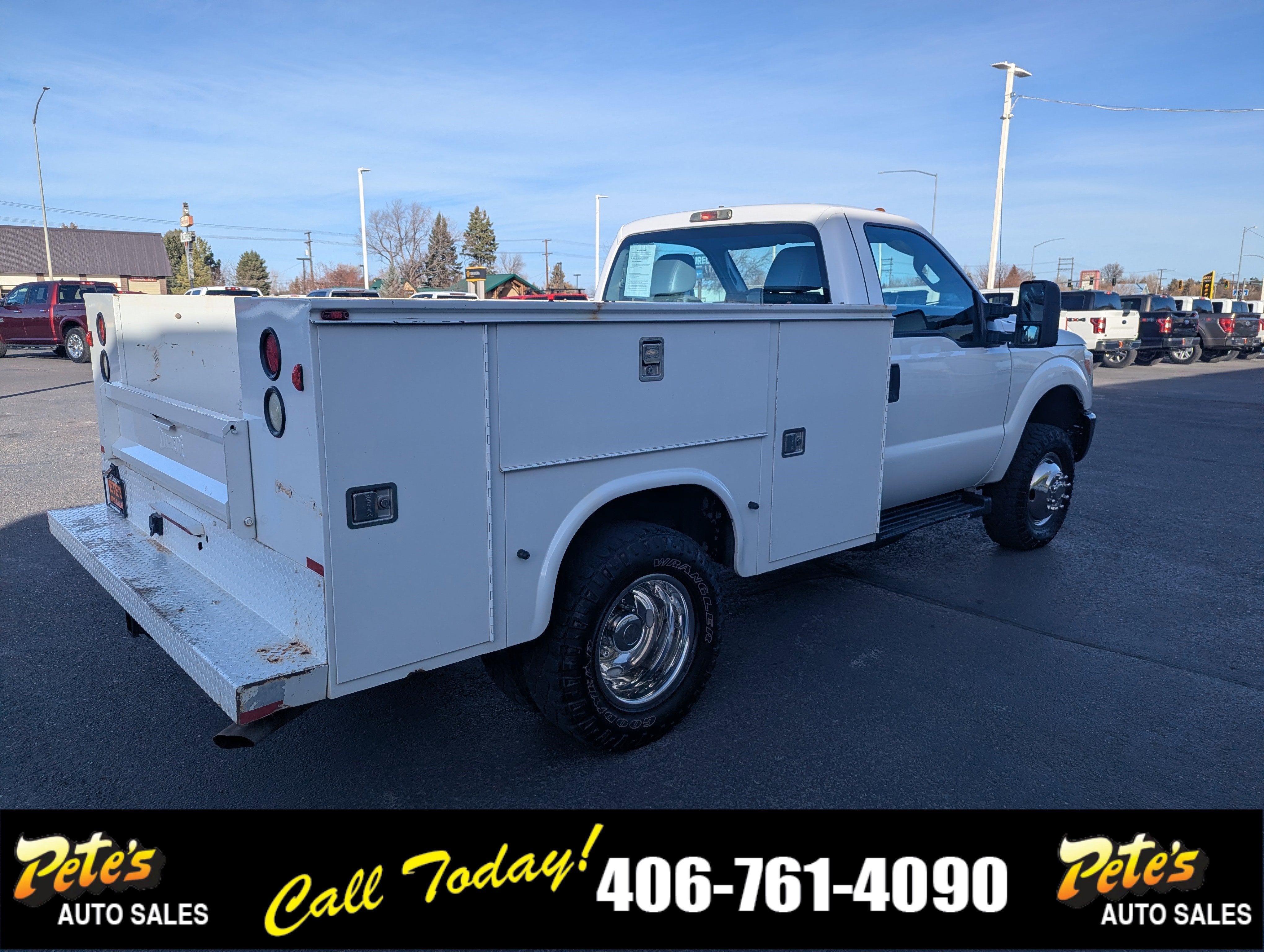 2012 Ford Super Duty F-350 DRW XL Utility Box