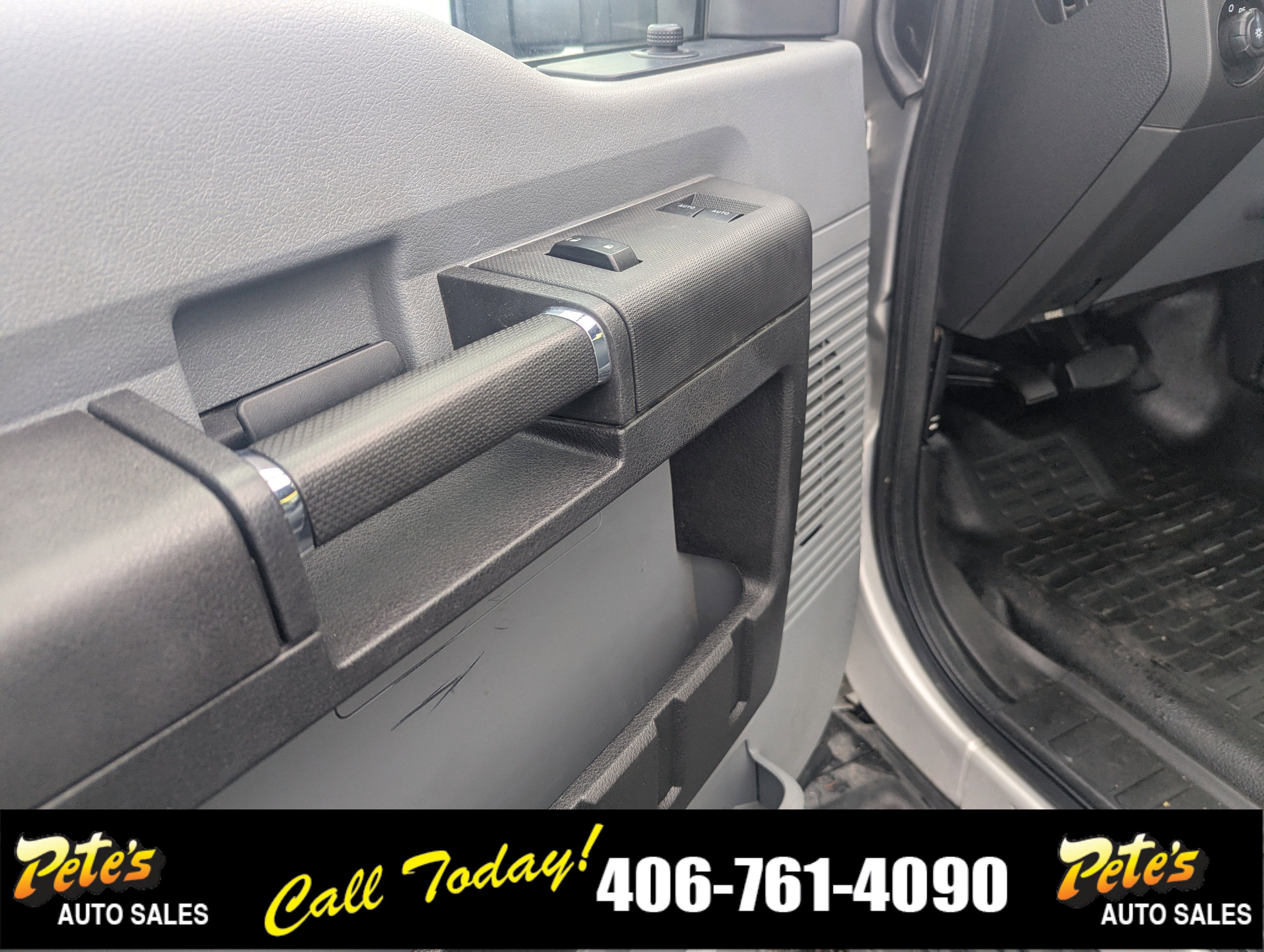 2016 Ford Super Duty F-350 DRW XL