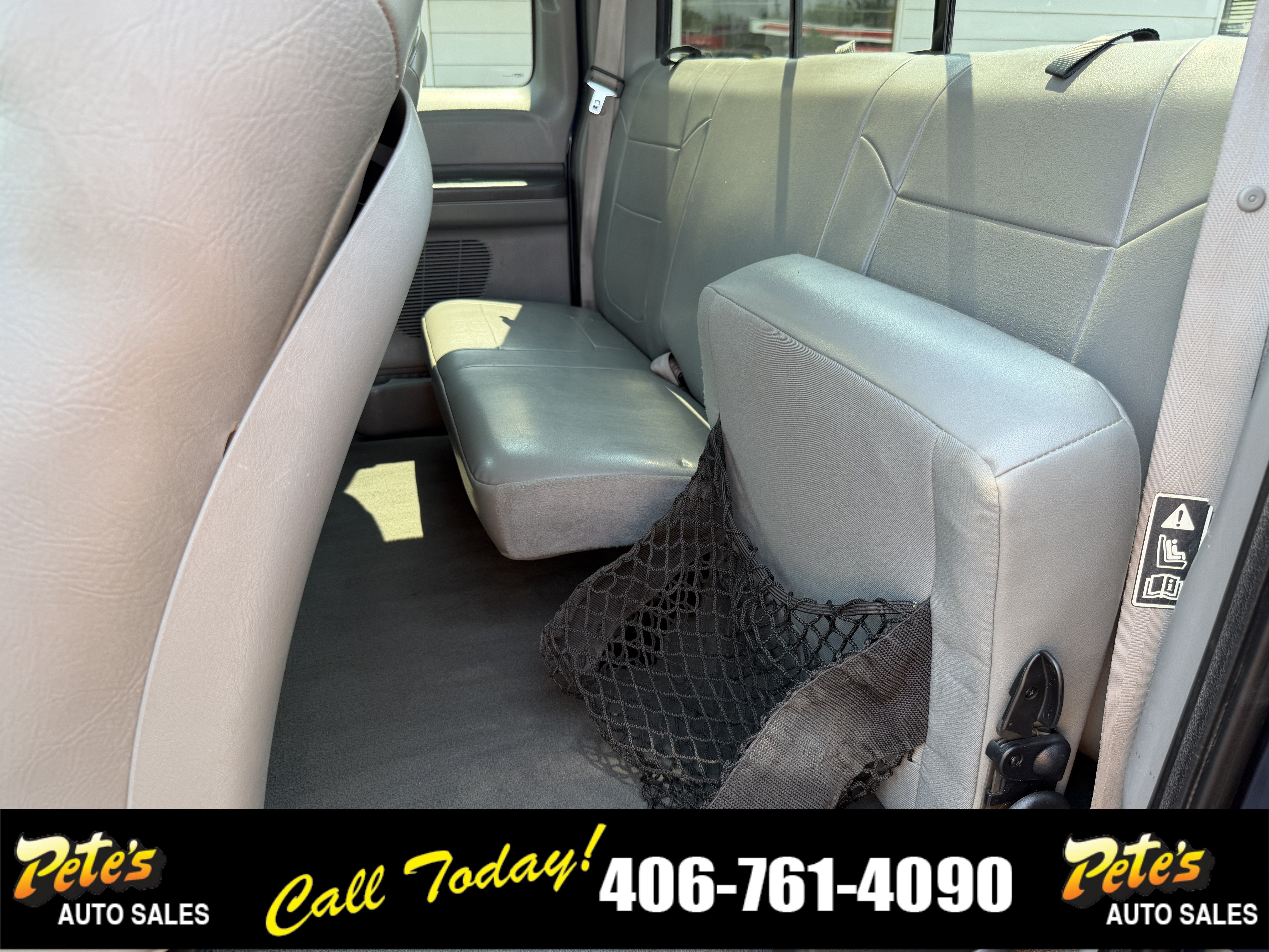 2002 Ford Super Duty F-350 Lariat