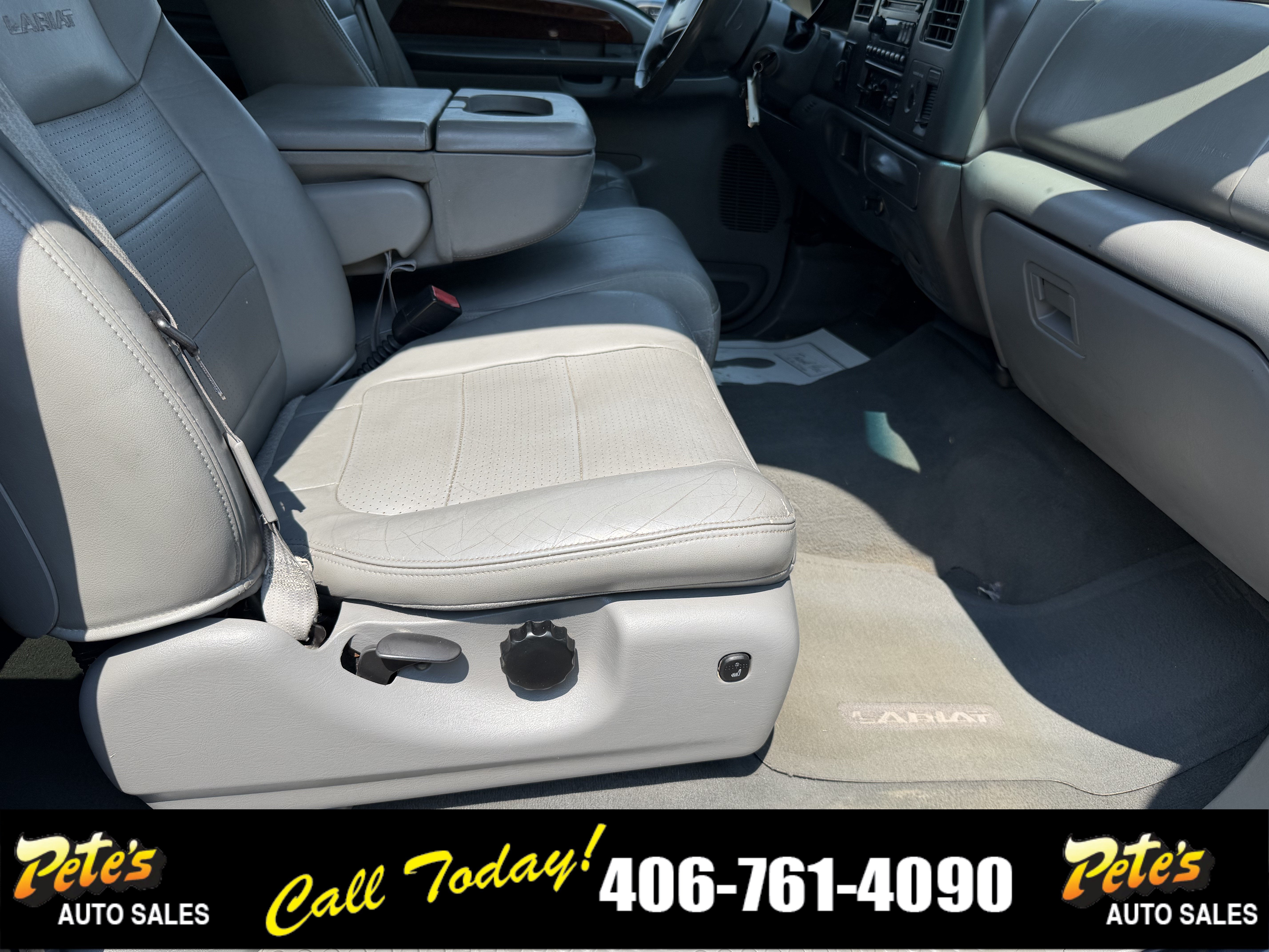 2002 Ford Super Duty F-350 Lariat