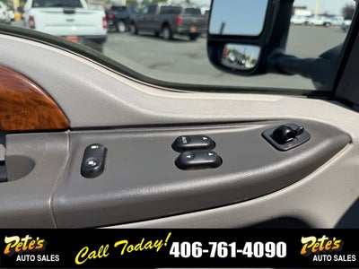 2002 Ford Super Duty F-350 Lariat