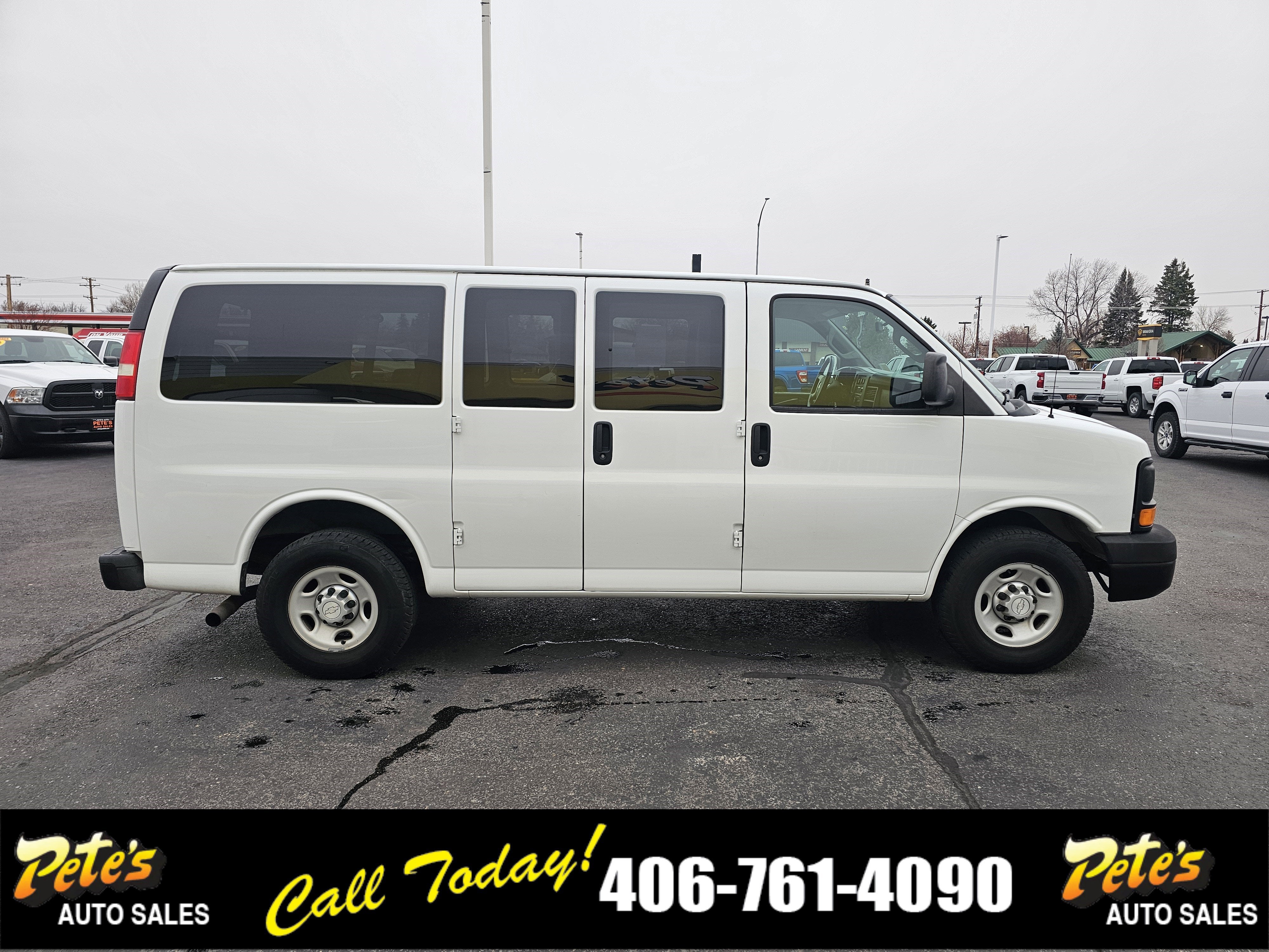 2016 Chevrolet Express Passenger LS