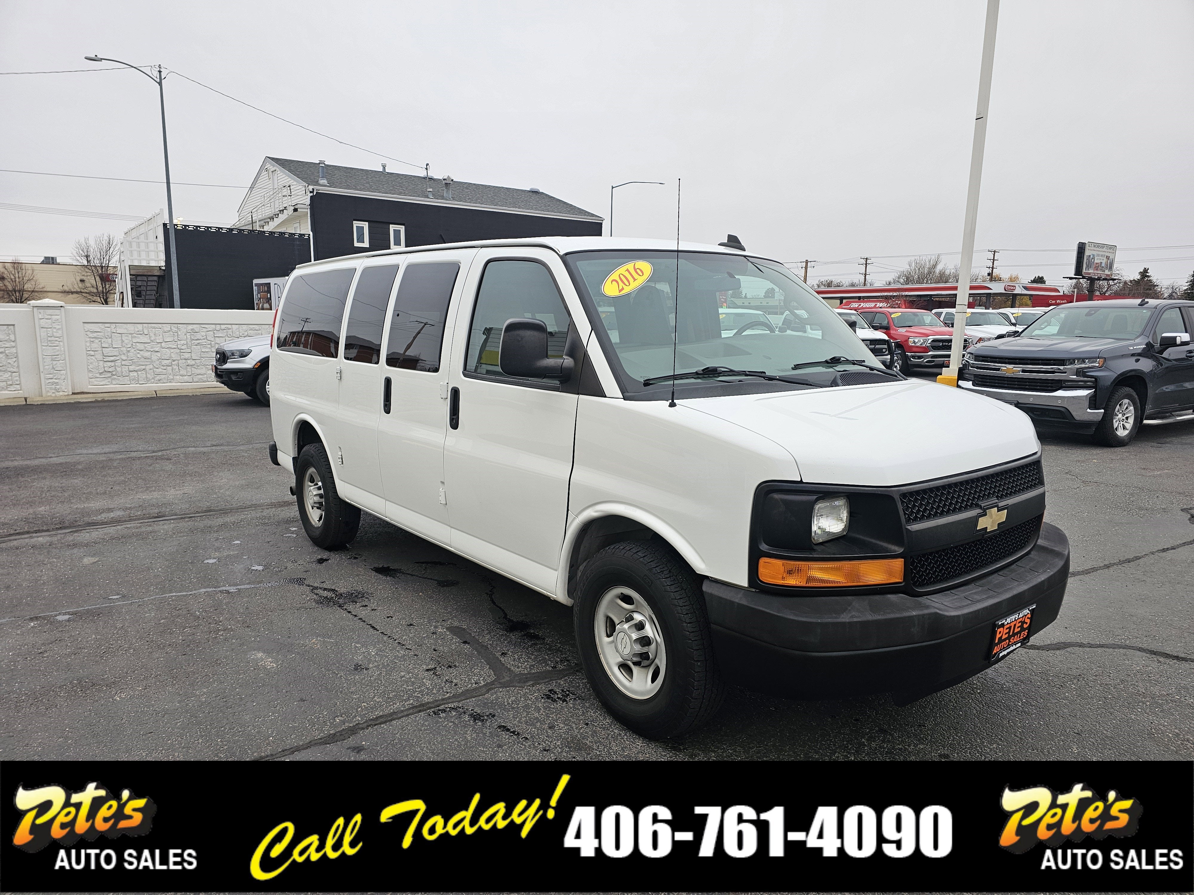 2016 Chevrolet Express Passenger LS