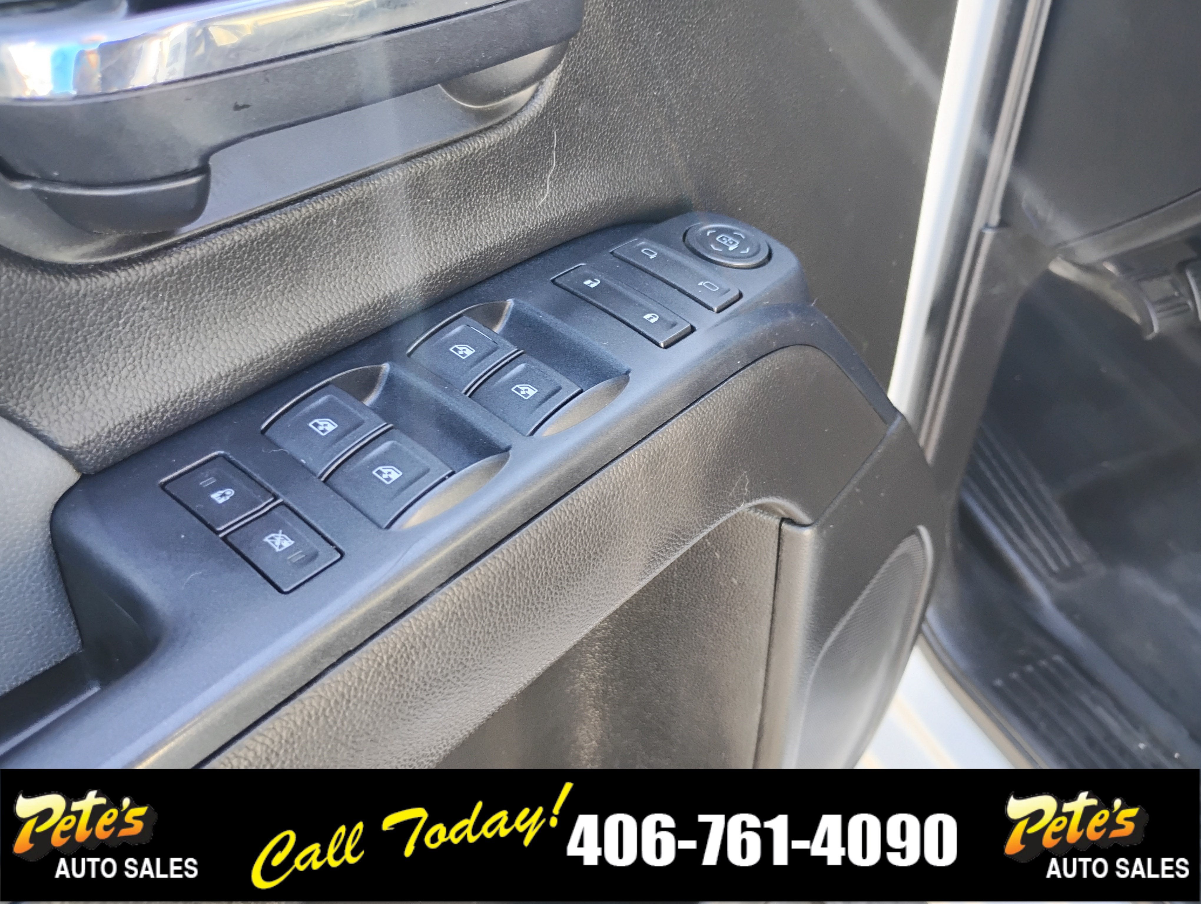 2017 Chevrolet Silverado 3500HD Utility Box