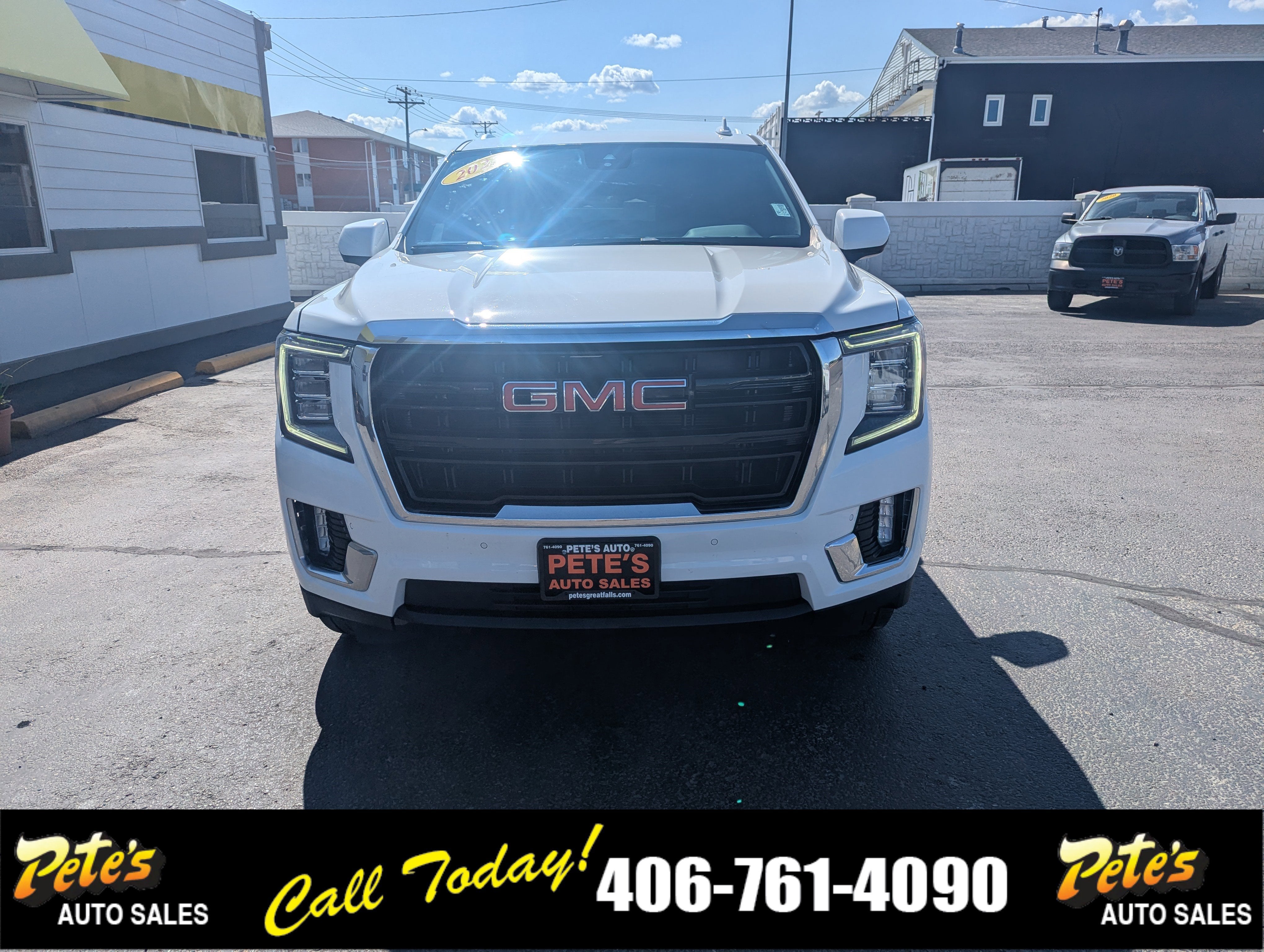 2023 GMC Yukon XL SLE