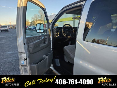 2014 Chevrolet Express Passenger LS
