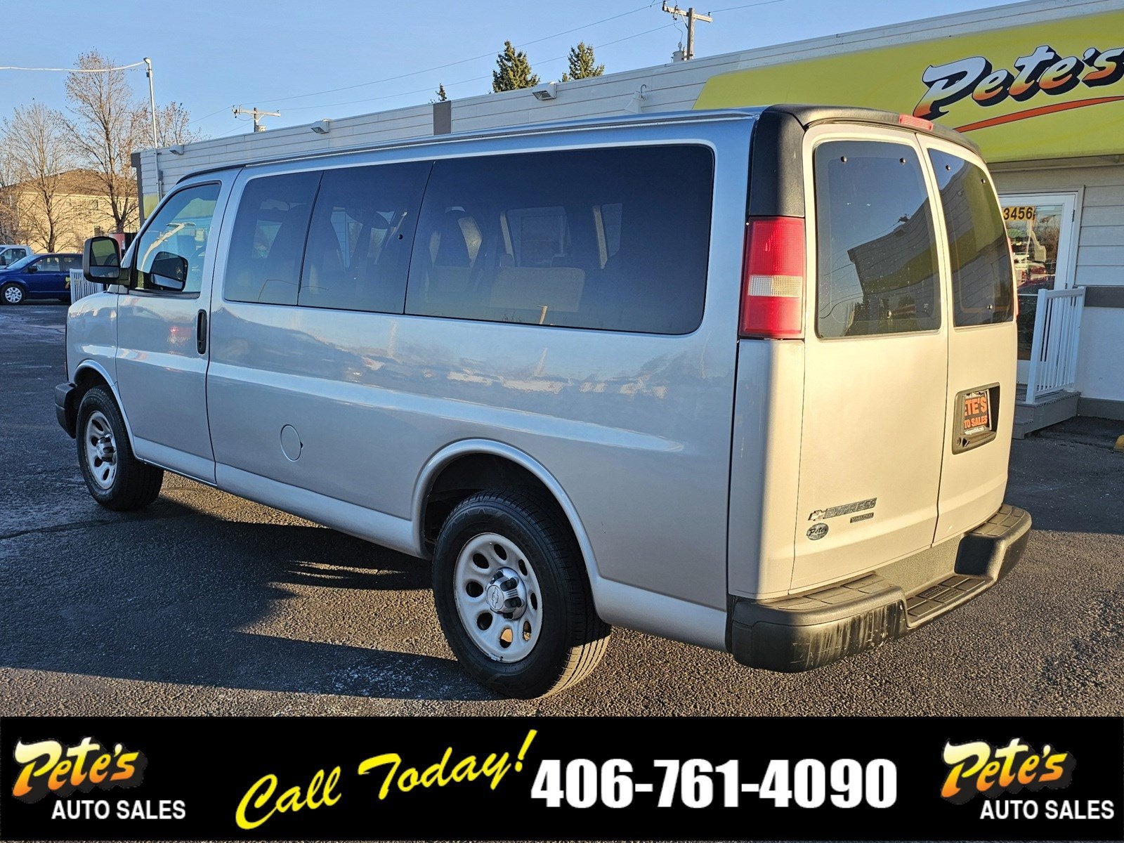 2014 Chevrolet Express Passenger LS