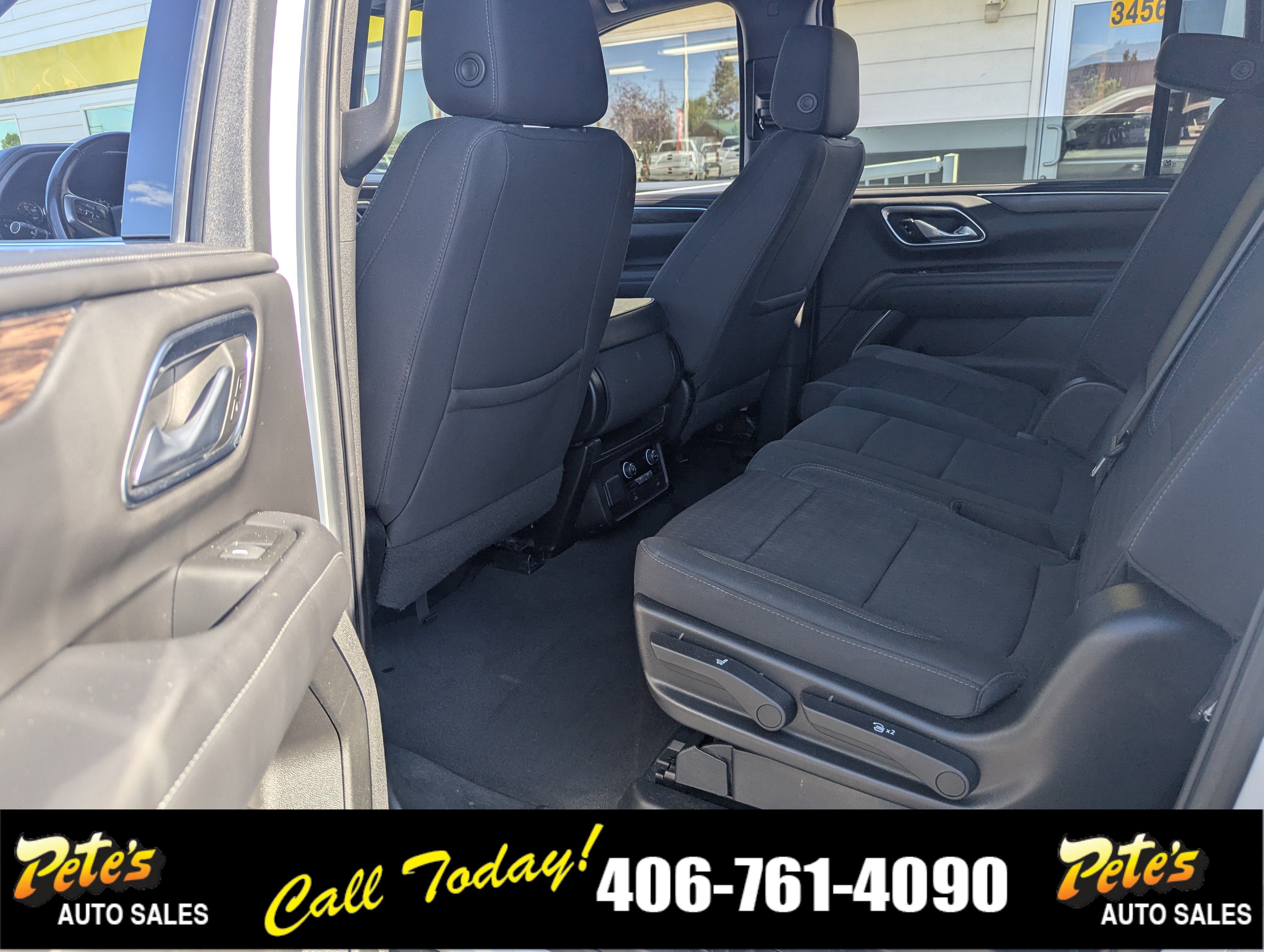 2022 Chevrolet Suburban LS