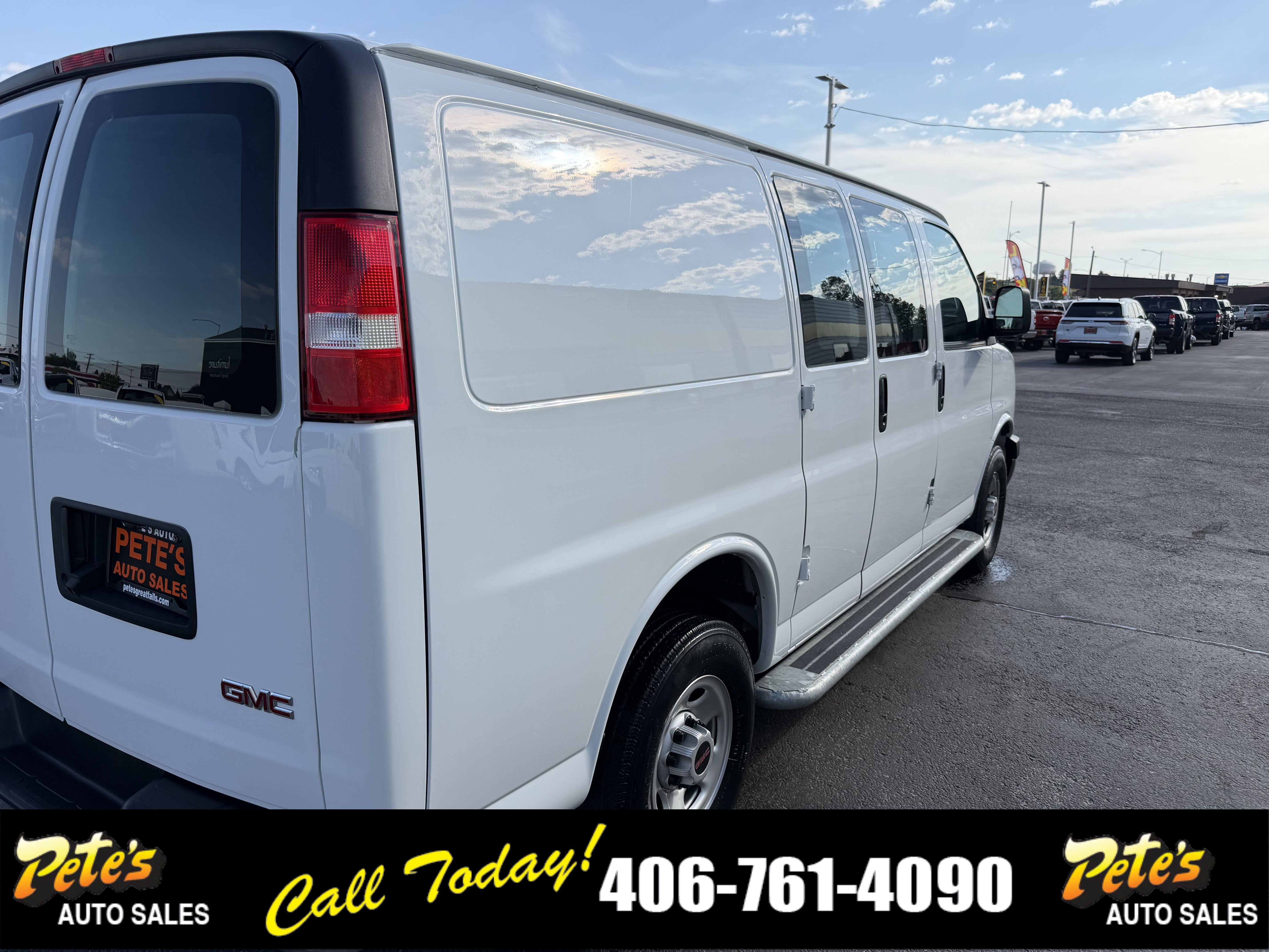 2024 GMC Savana Cargo Van RWD CARGO
