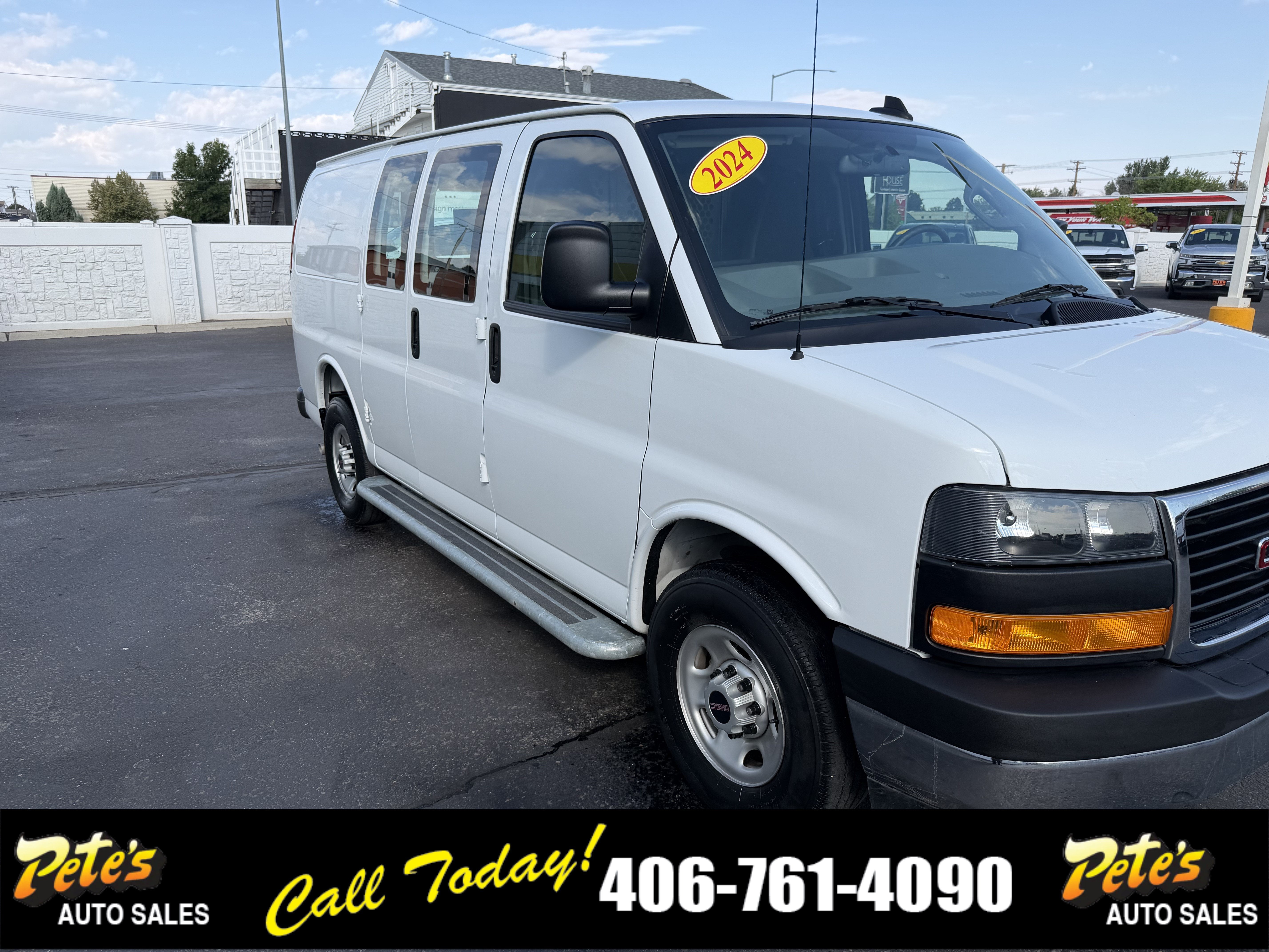2024 GMC Savana Cargo Van RWD CARGO