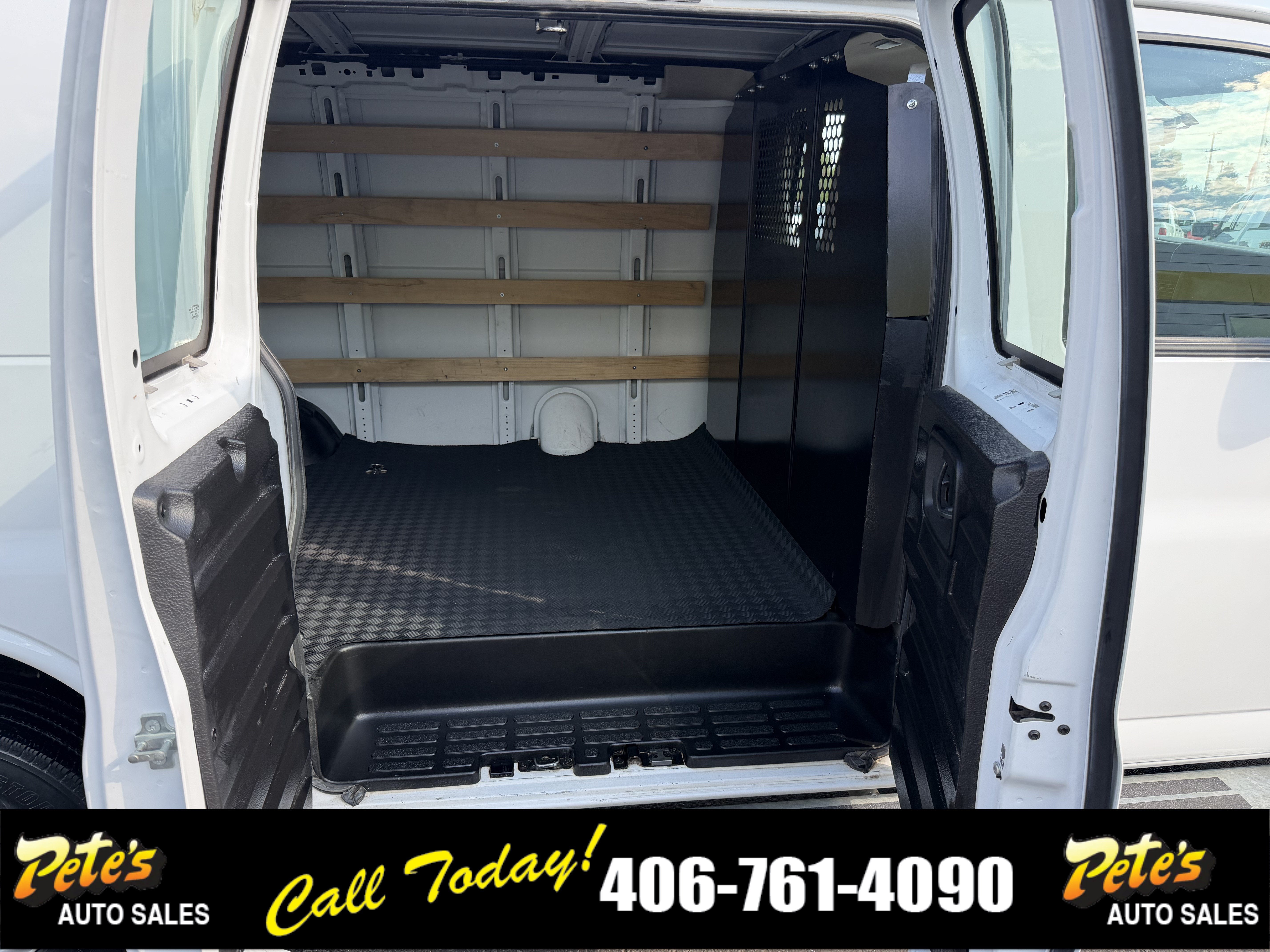 2024 GMC Savana Cargo Van RWD CARGO