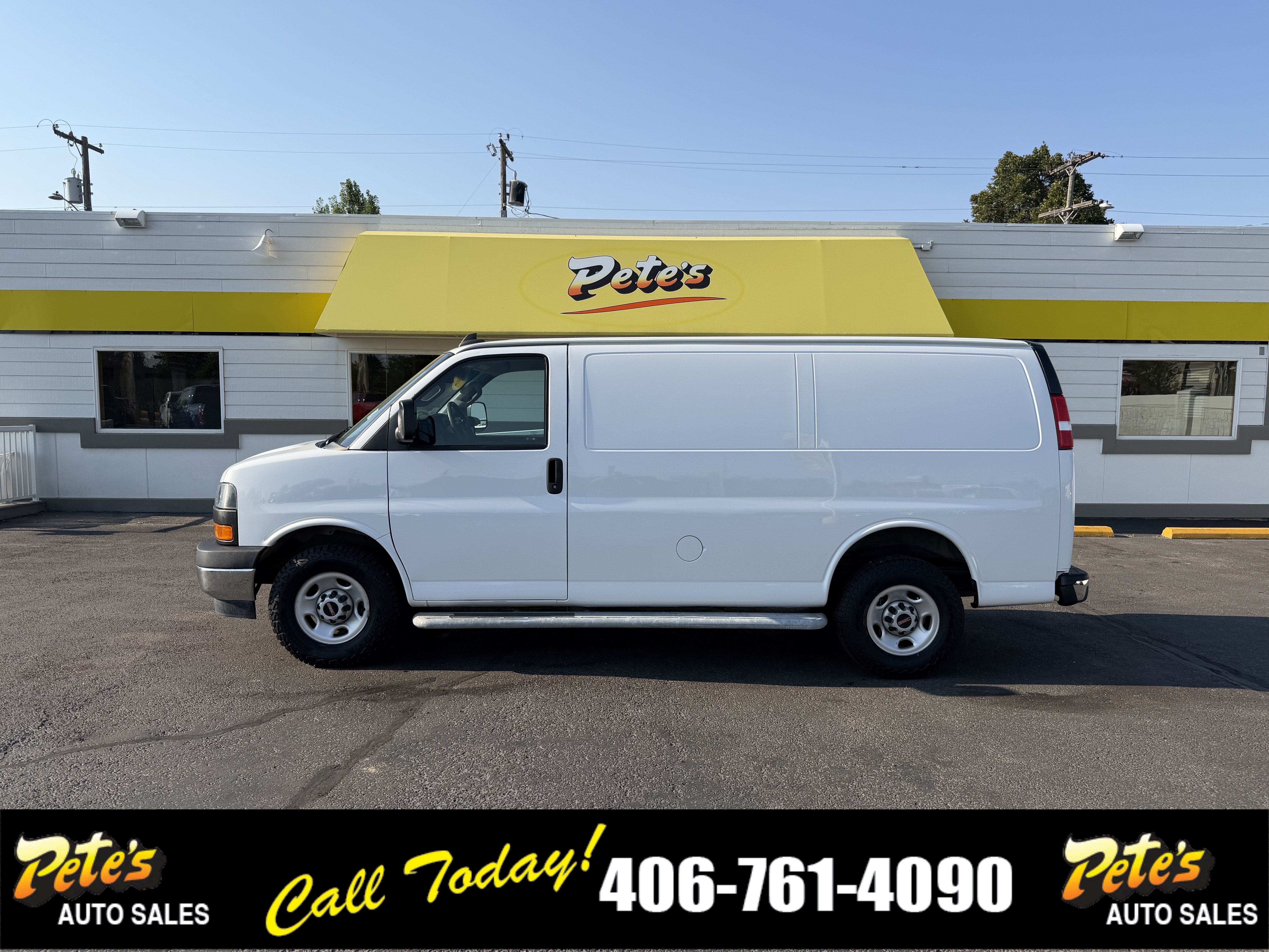 2021 GMC Savana Cargo Van