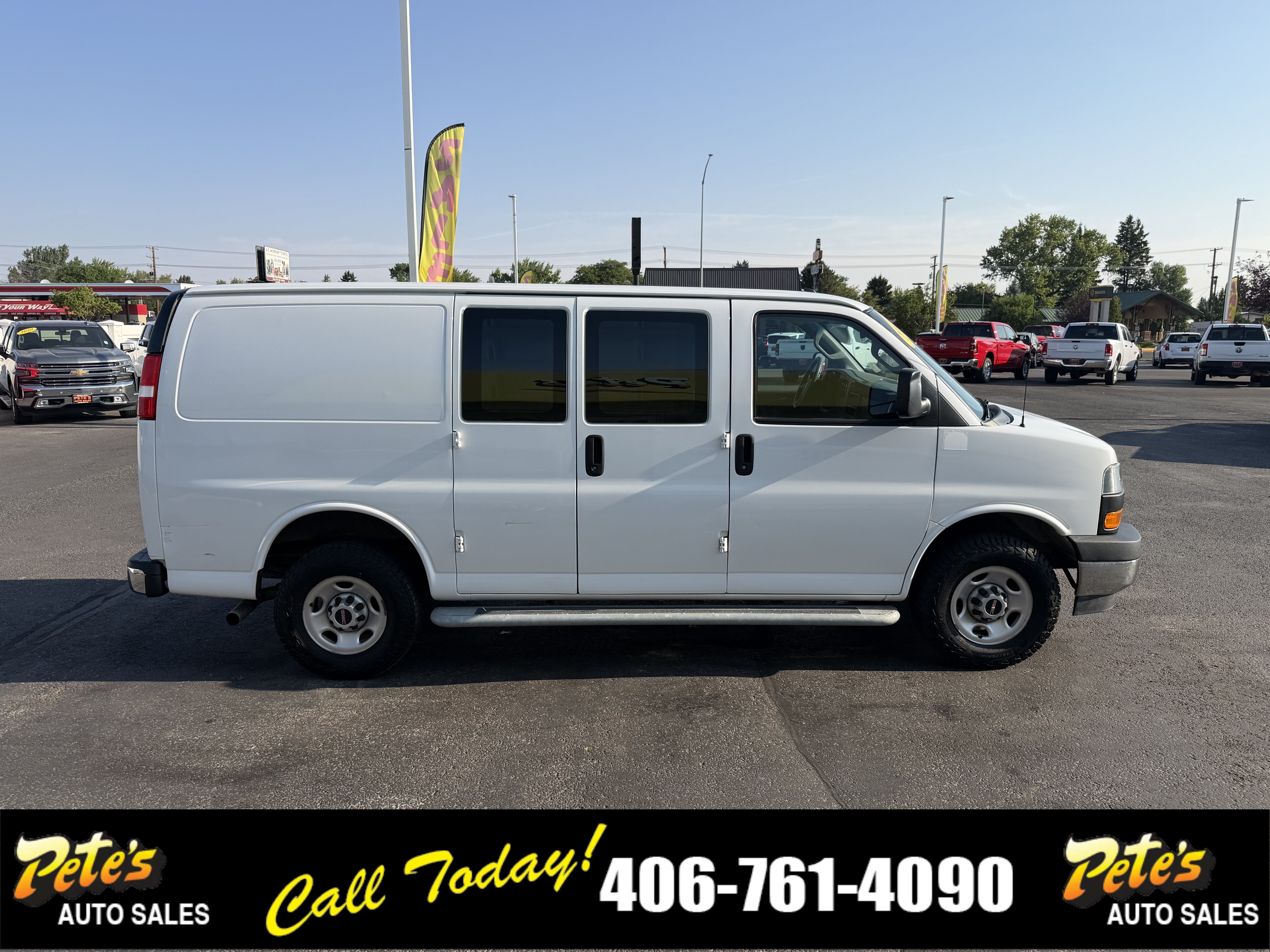 2021 GMC Savana Cargo Van