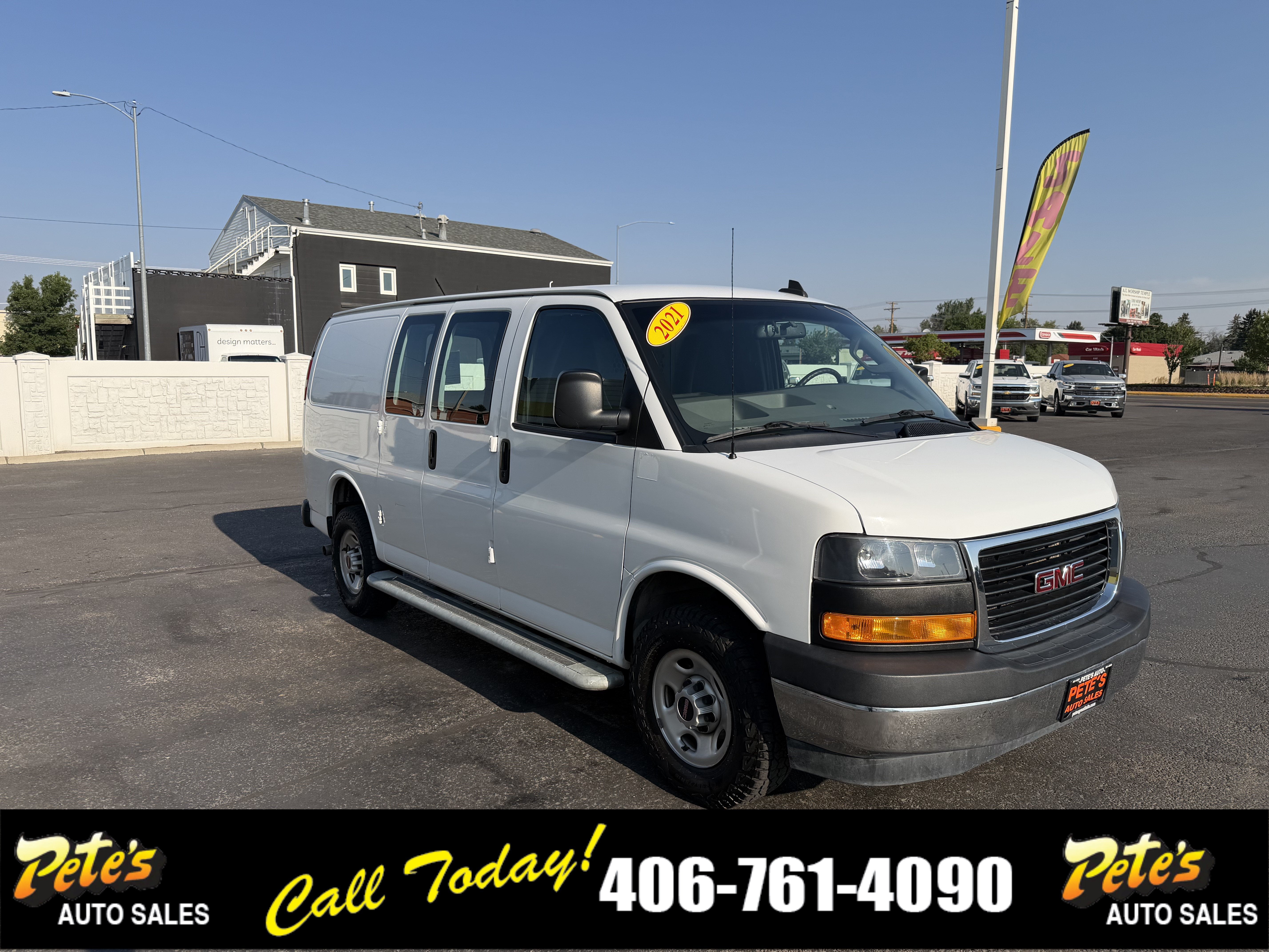 2021 GMC Savana Cargo Van