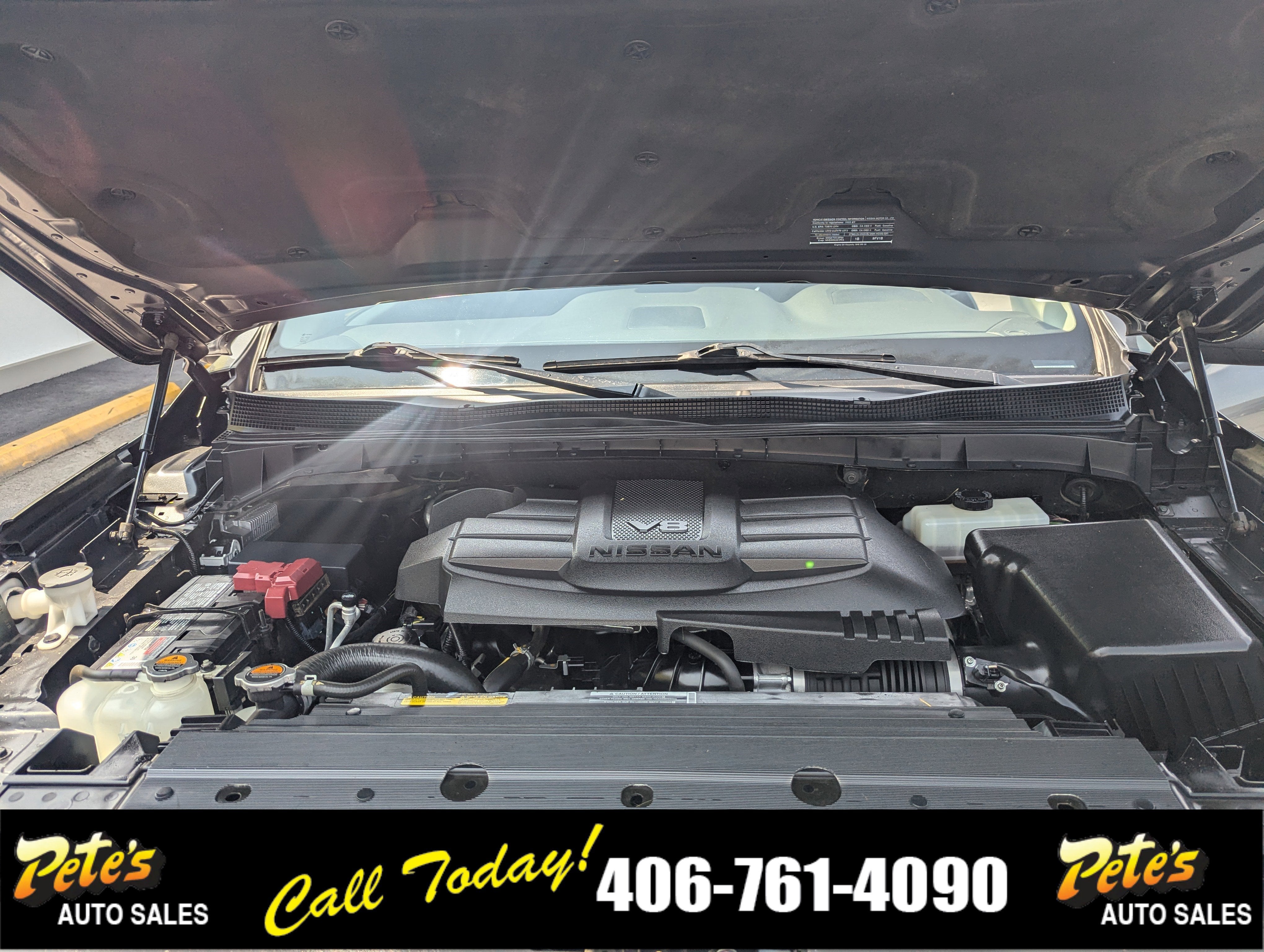 2022 Nissan Titan SV