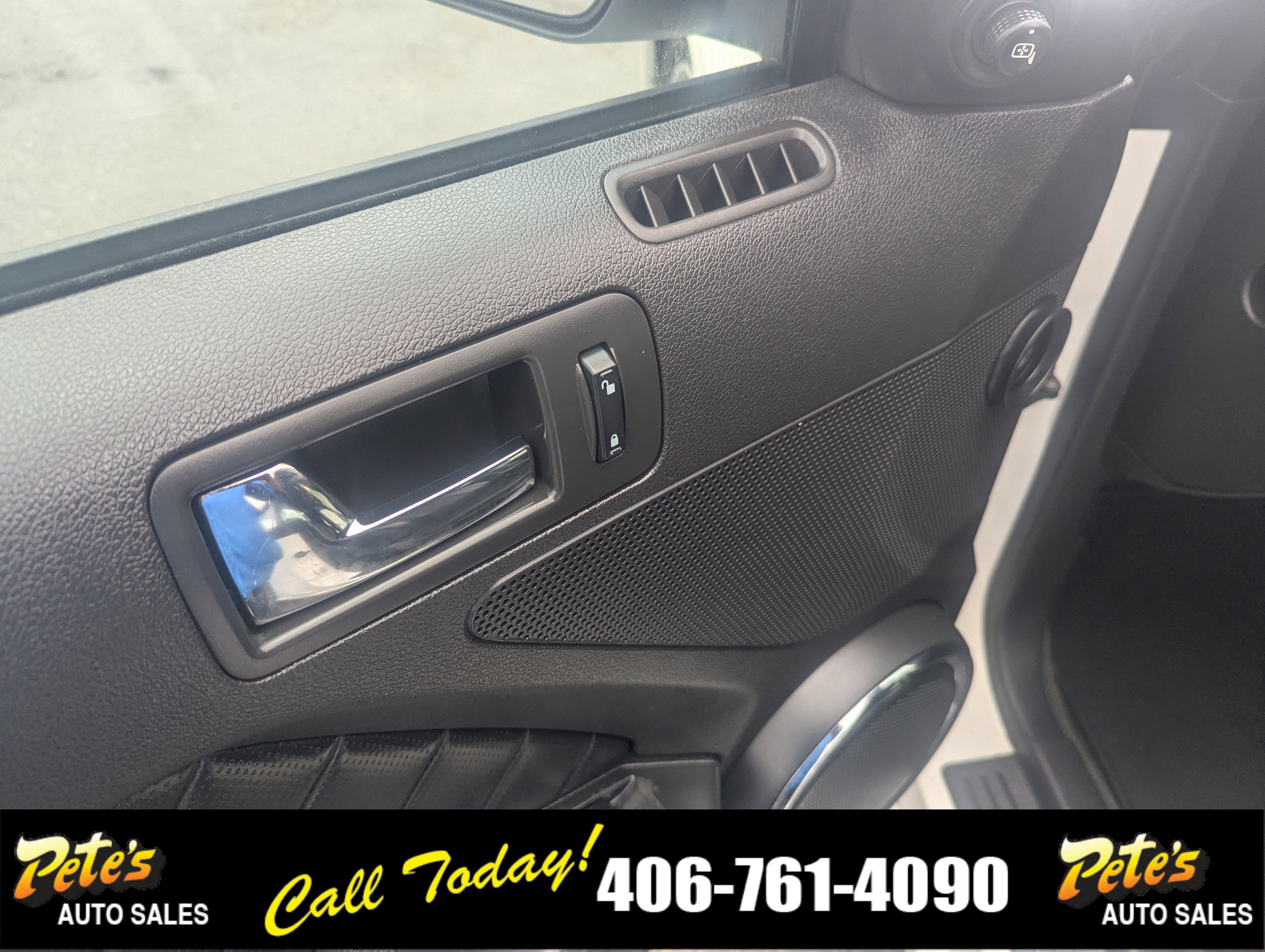 2013 Ford Mustang Premium