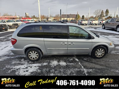 2007 Chrysler Town & Country LWB Touring