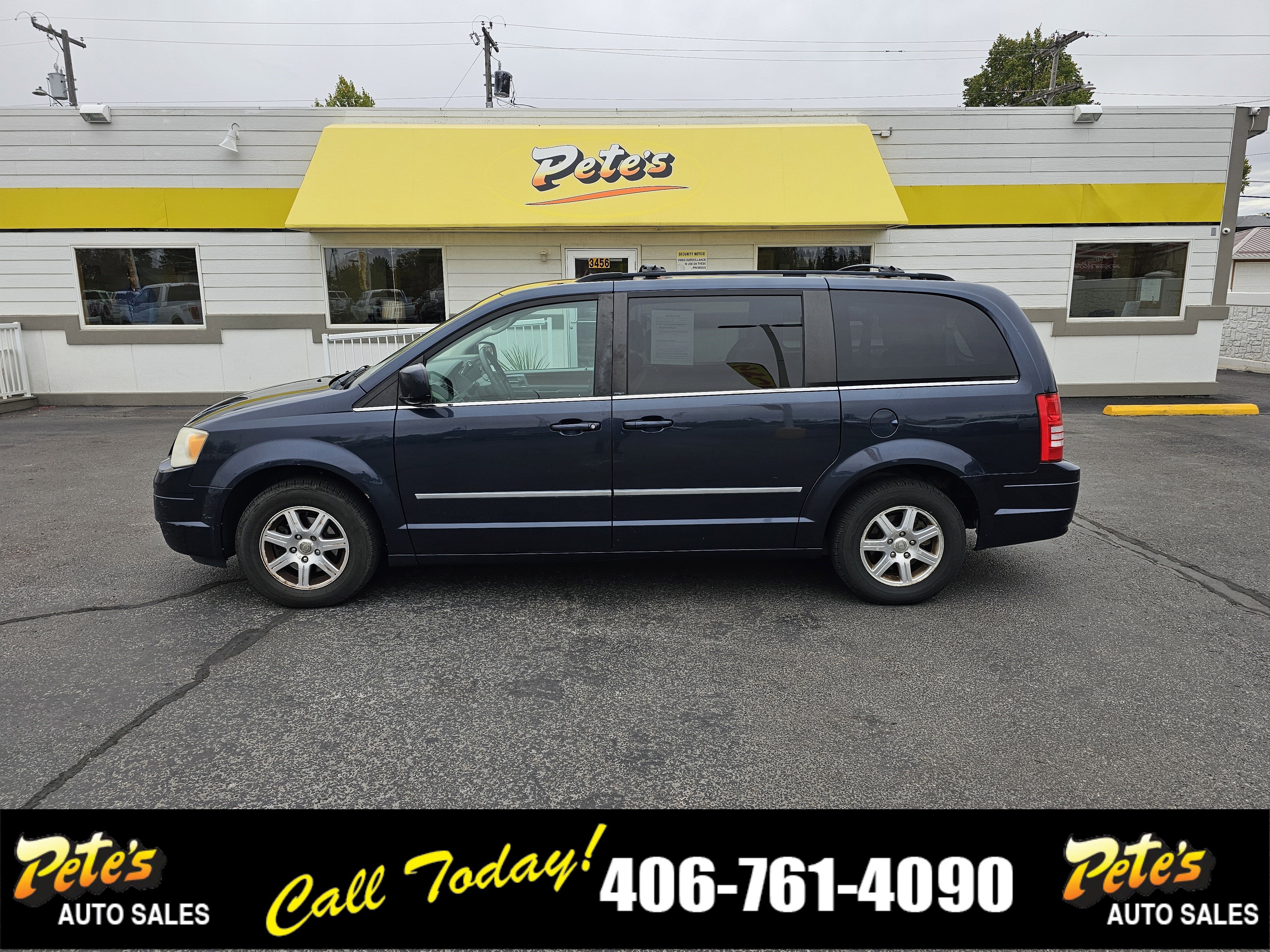 2009 Chrysler Town & Country Touring